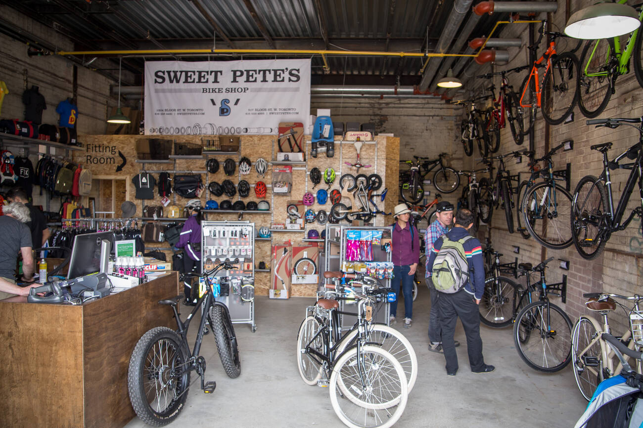 toronto downtown bike rental