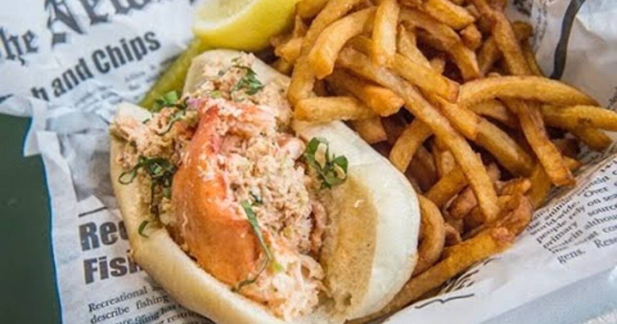 Busters Sea Cove serves up seafood at St. Lawrence Market in Toronto