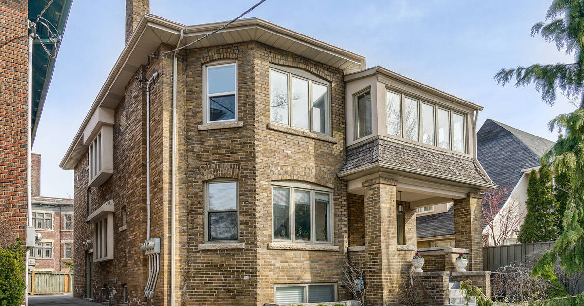 多伦多一座售价300万美元的小型公寓正在出售