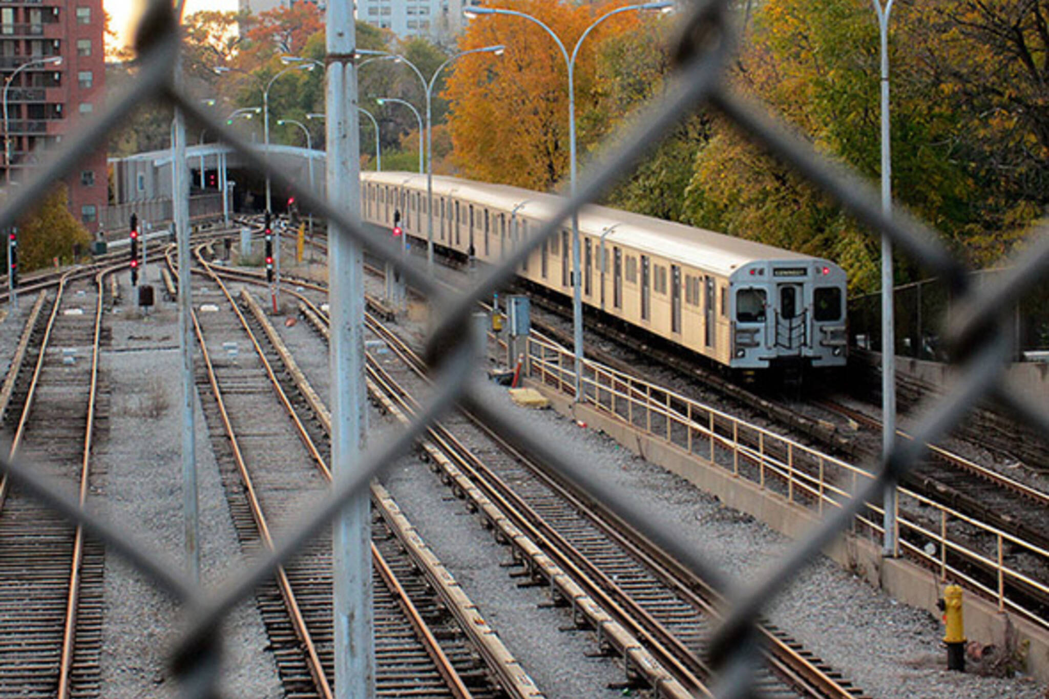 subway, fenced, ttc