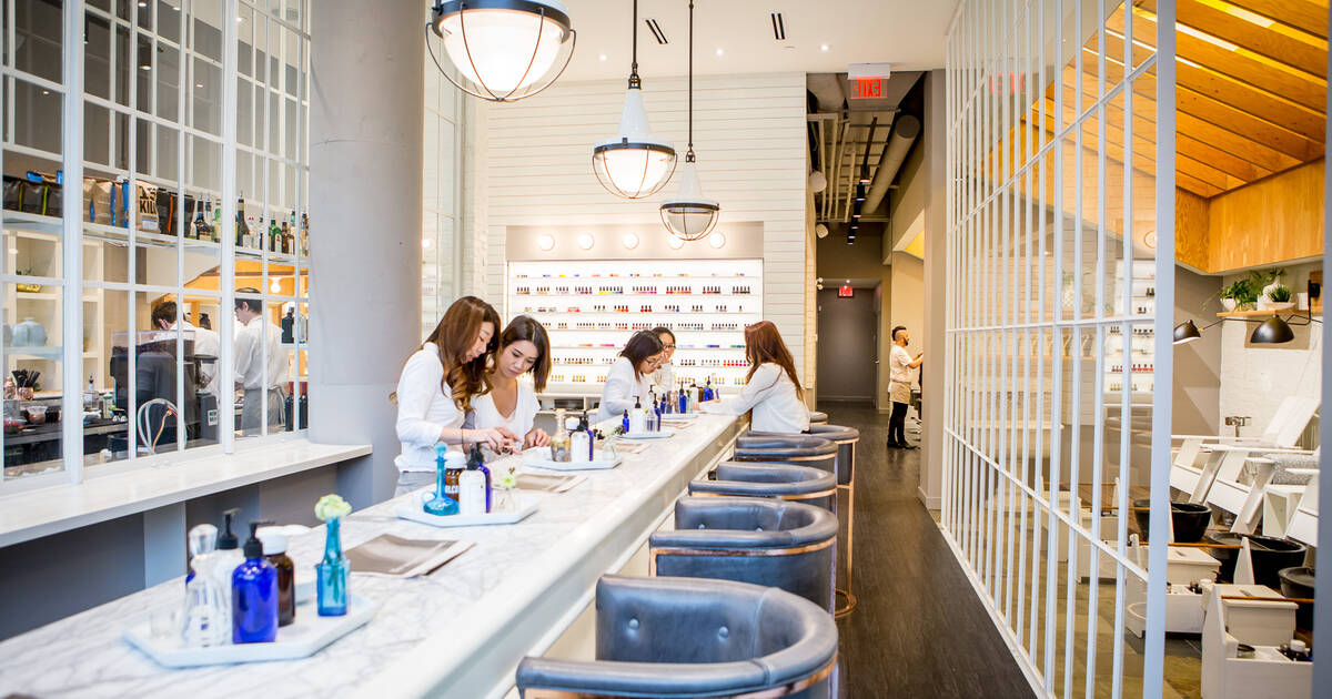 Best salons for nail extensions in Snelgrove, Toronto