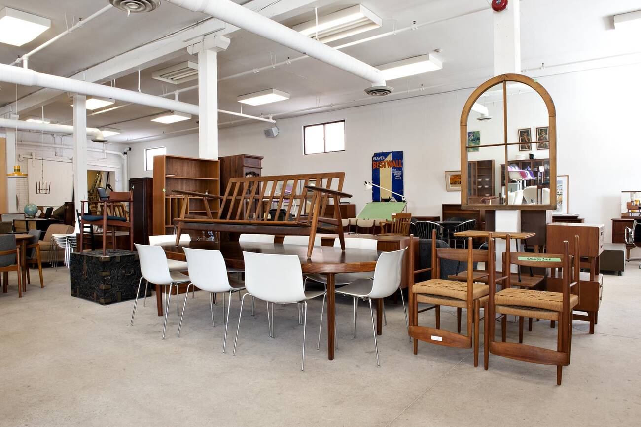 Used Mid Century Modern Furniture For Sale Near Me