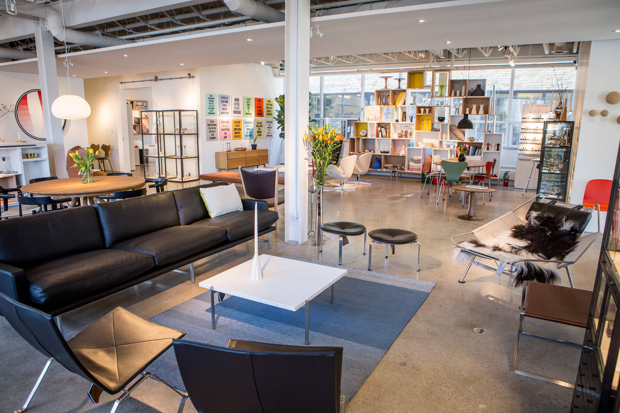 10 furniture stores in Toronto having big sales right now