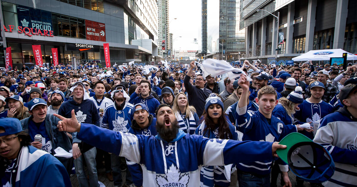 Toronto Maple Leafs tailgate parties still free but passes needed, Things  To Do
