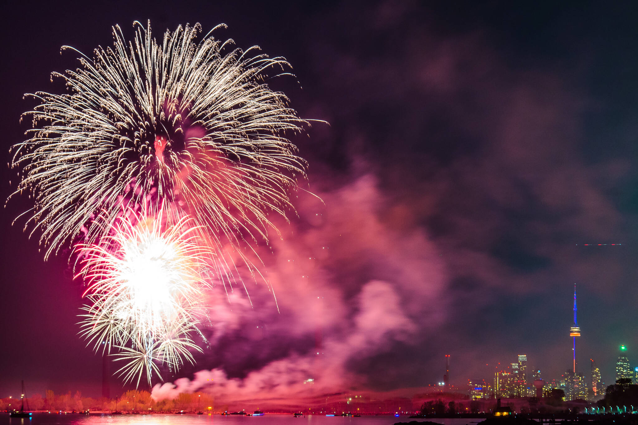 Victoria Day Fireworks Toronto 2017