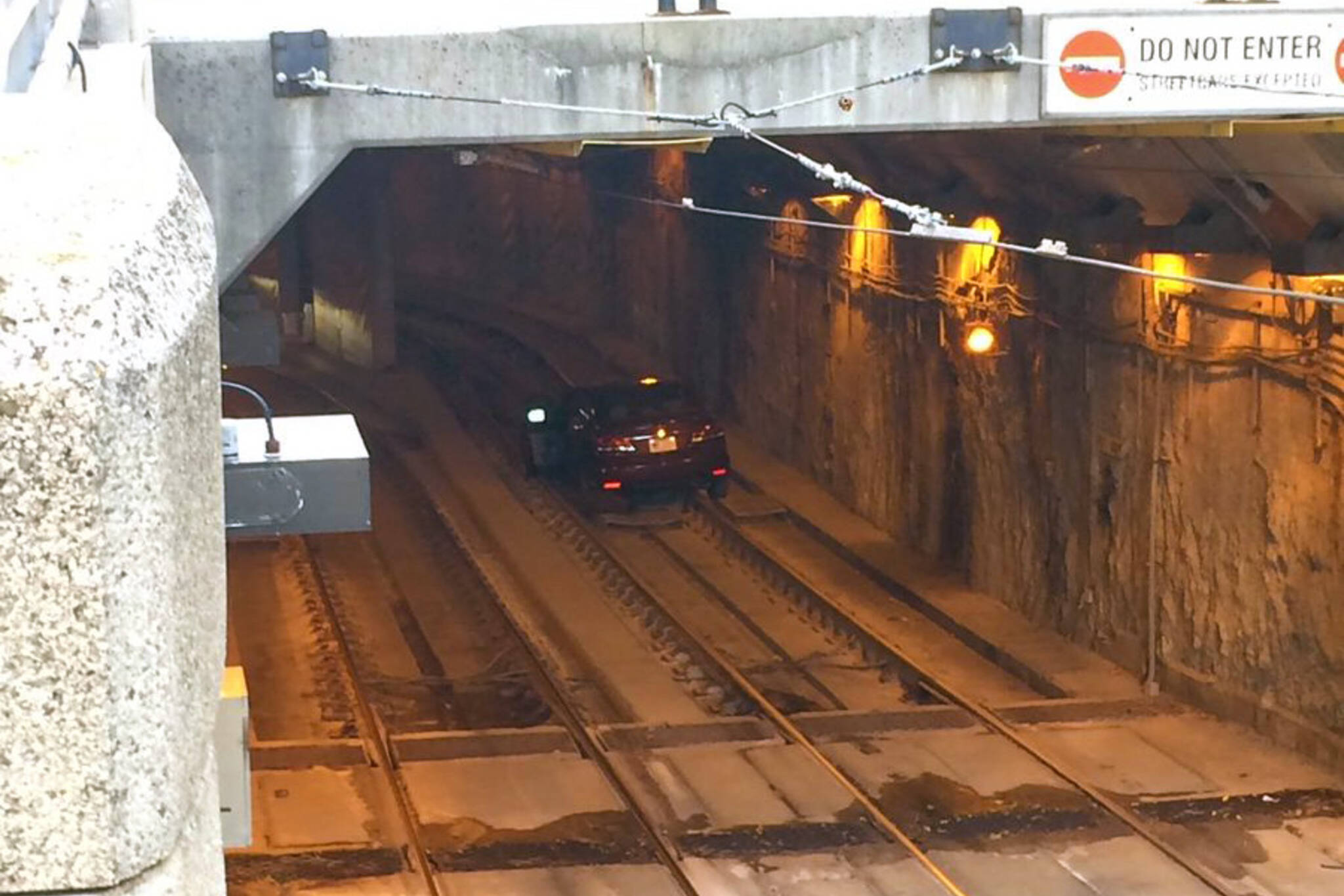 car ttc tunnel
