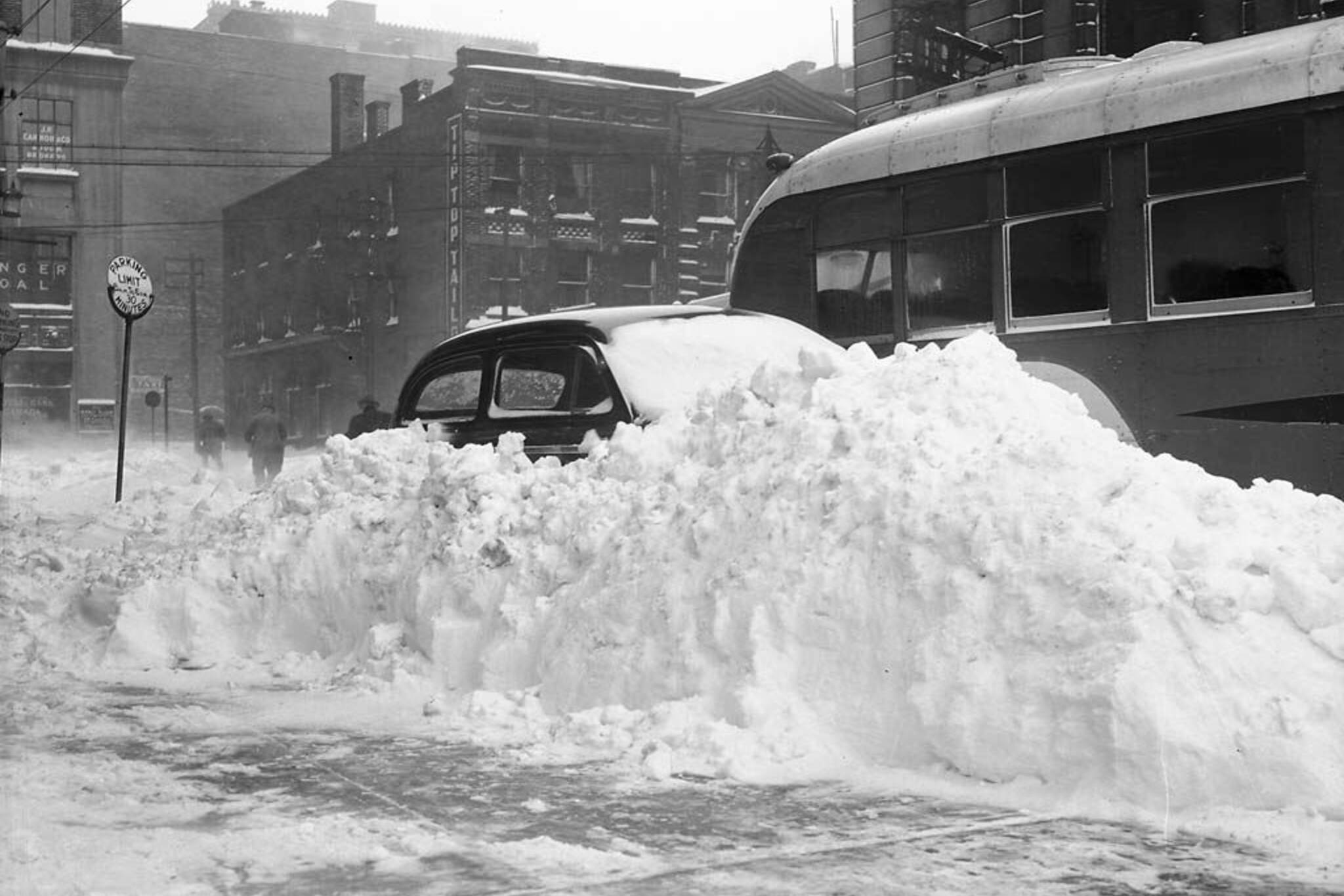 toronto snowstorm 1944