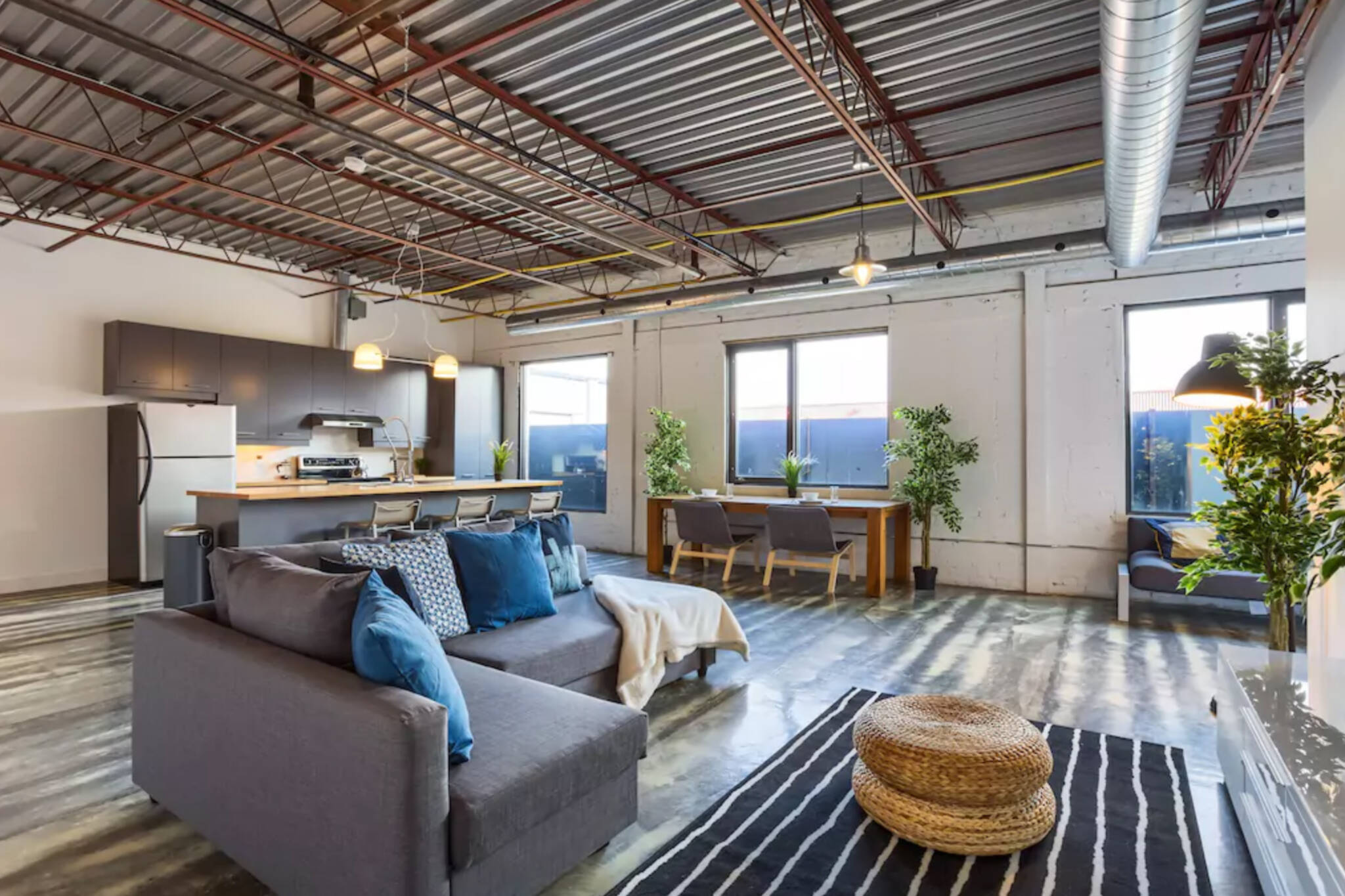 airbnb loft toronto