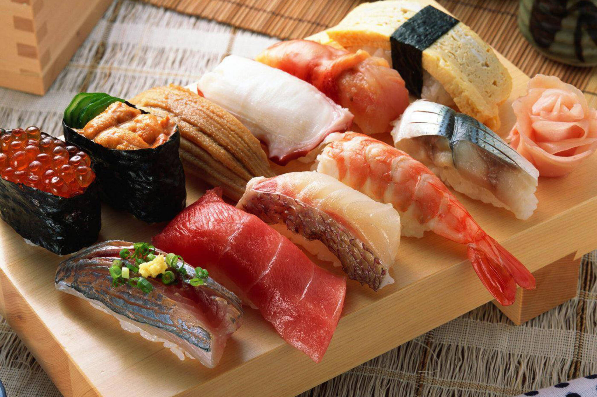 conveyor belt sushi toronto
