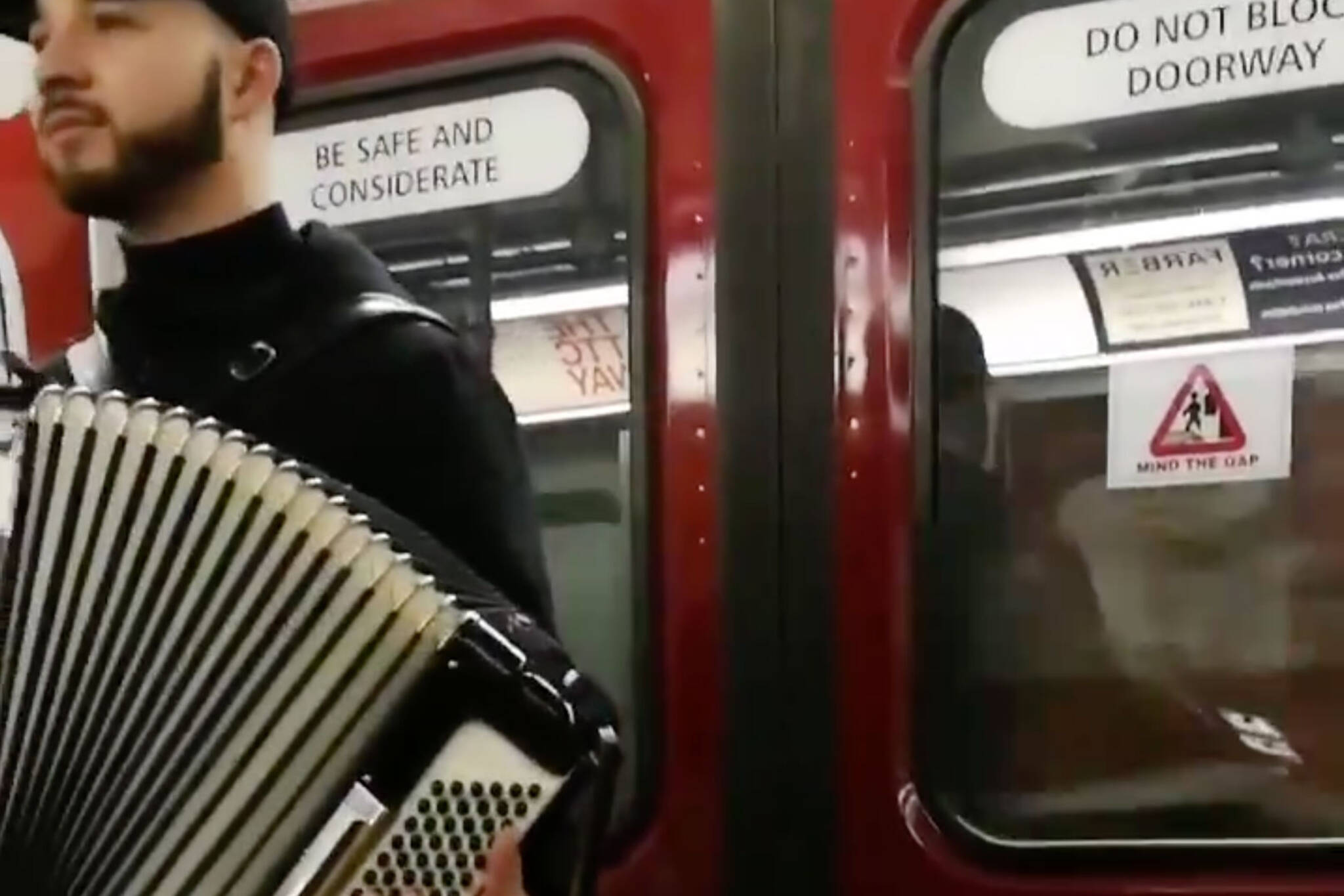 The Ttc Just Busted The Guy Who Plays Despacito On The Subway