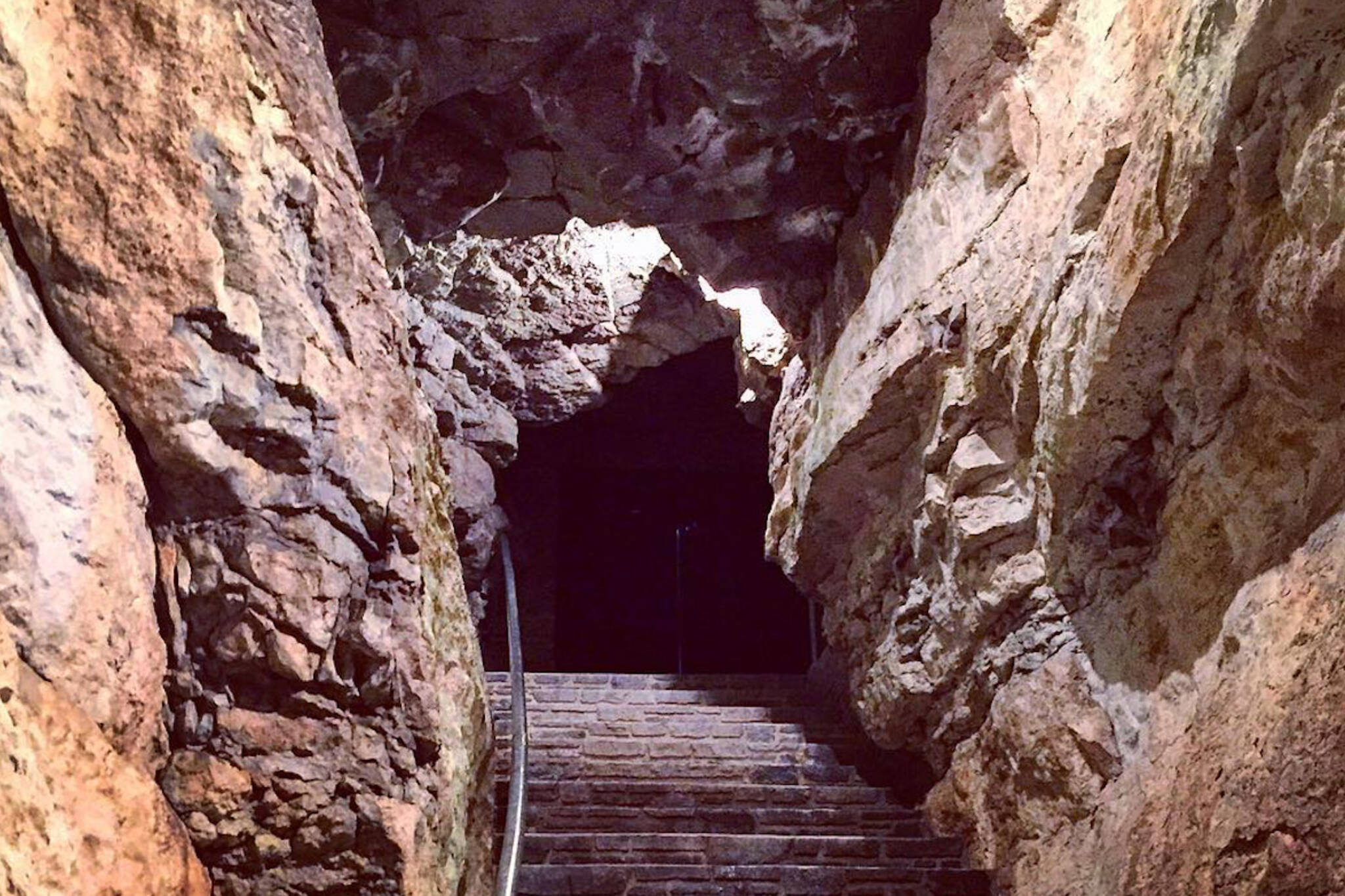 Tyendinaga Caves