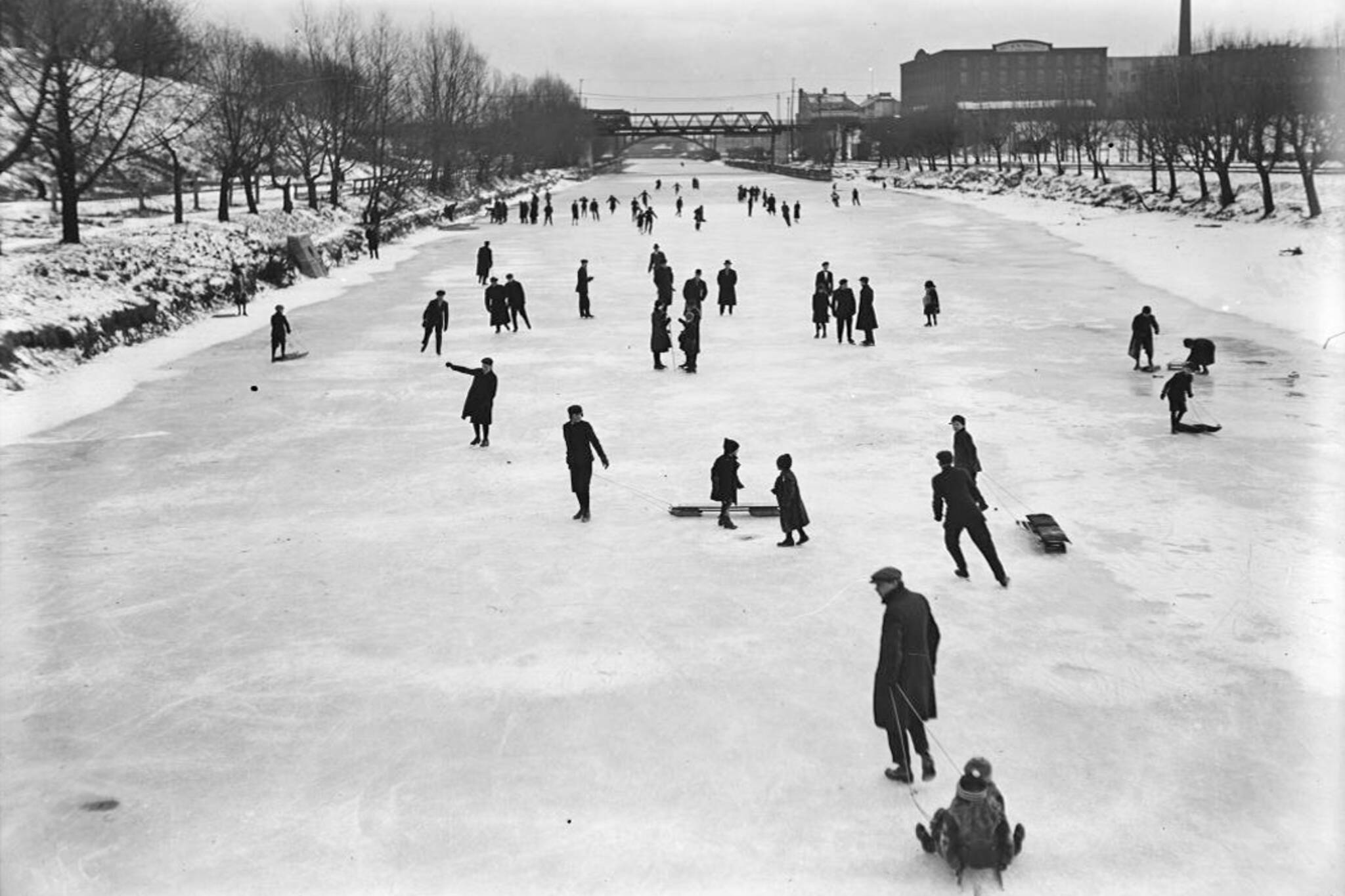 vintage photos winter toronto