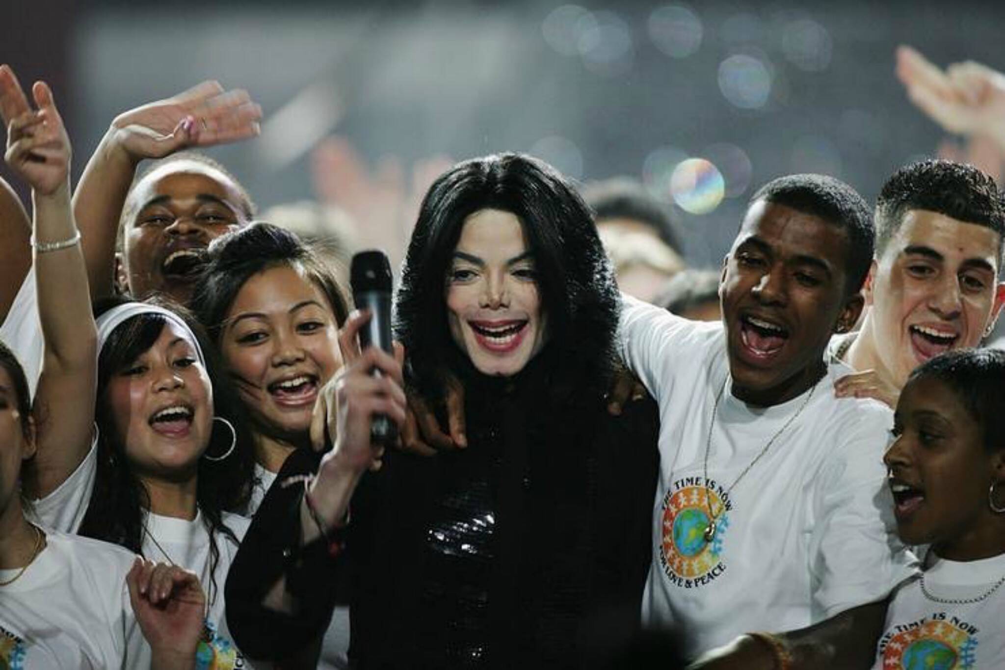 Michael Jackson Fans Upset After Pride Toronto Slams The King Of Pop