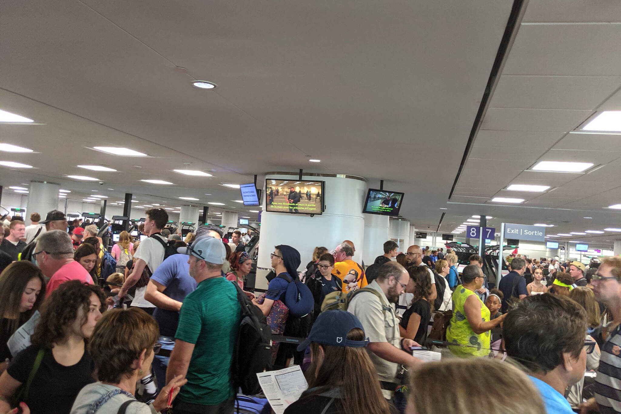 pearson airport delays