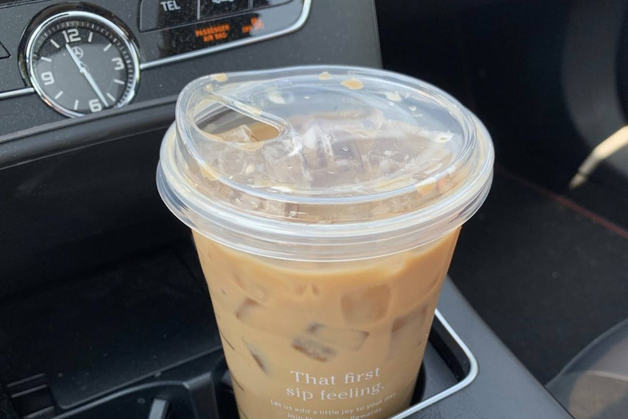 People aren't loving Starbucks' new sippy cup lids in Toronto