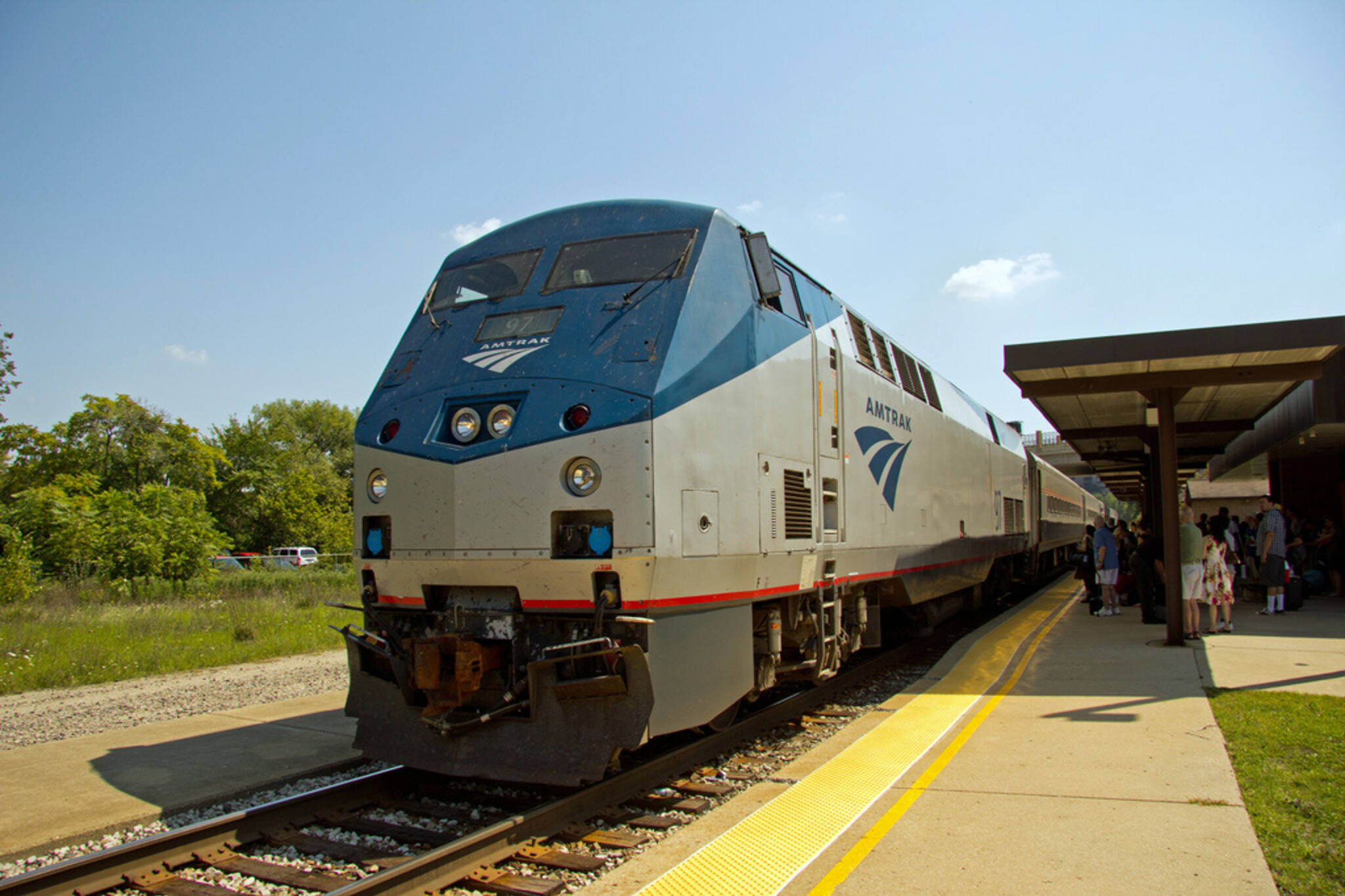 Travelling Between Toronto and Chicago: Transportation Options to Consider