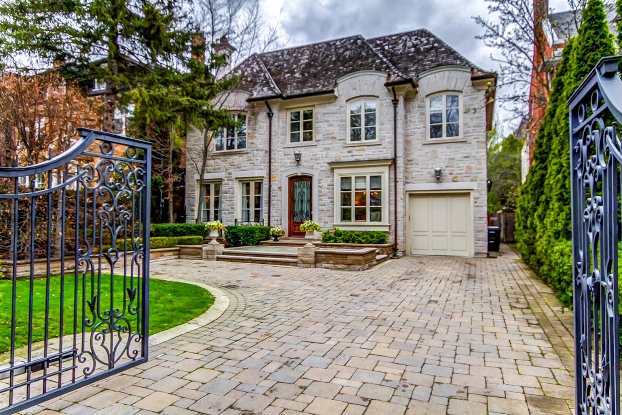 301 Russell Hill Road Toronto