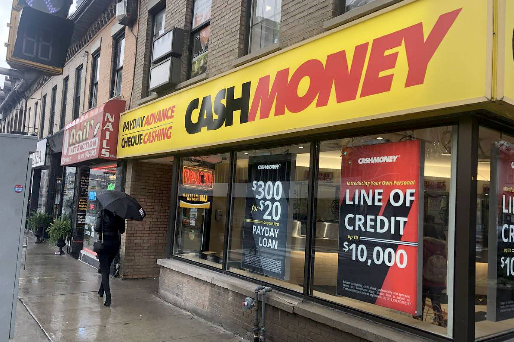 toronto-will-no-longer-issue-licences-to-payday-loan-outlets