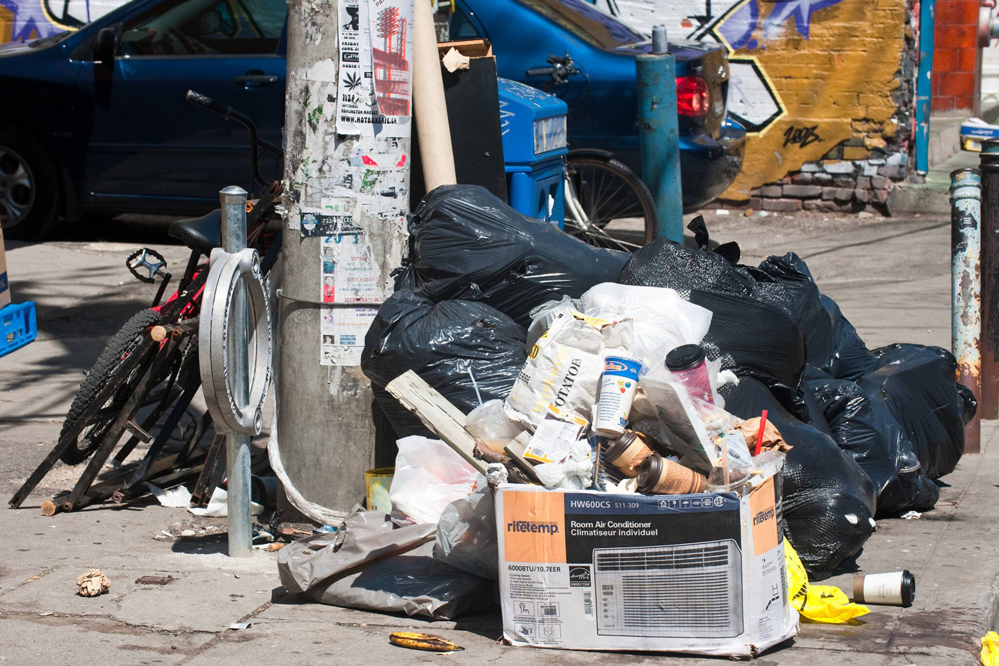 Toronto is now just one week away from a potential garbage strike
