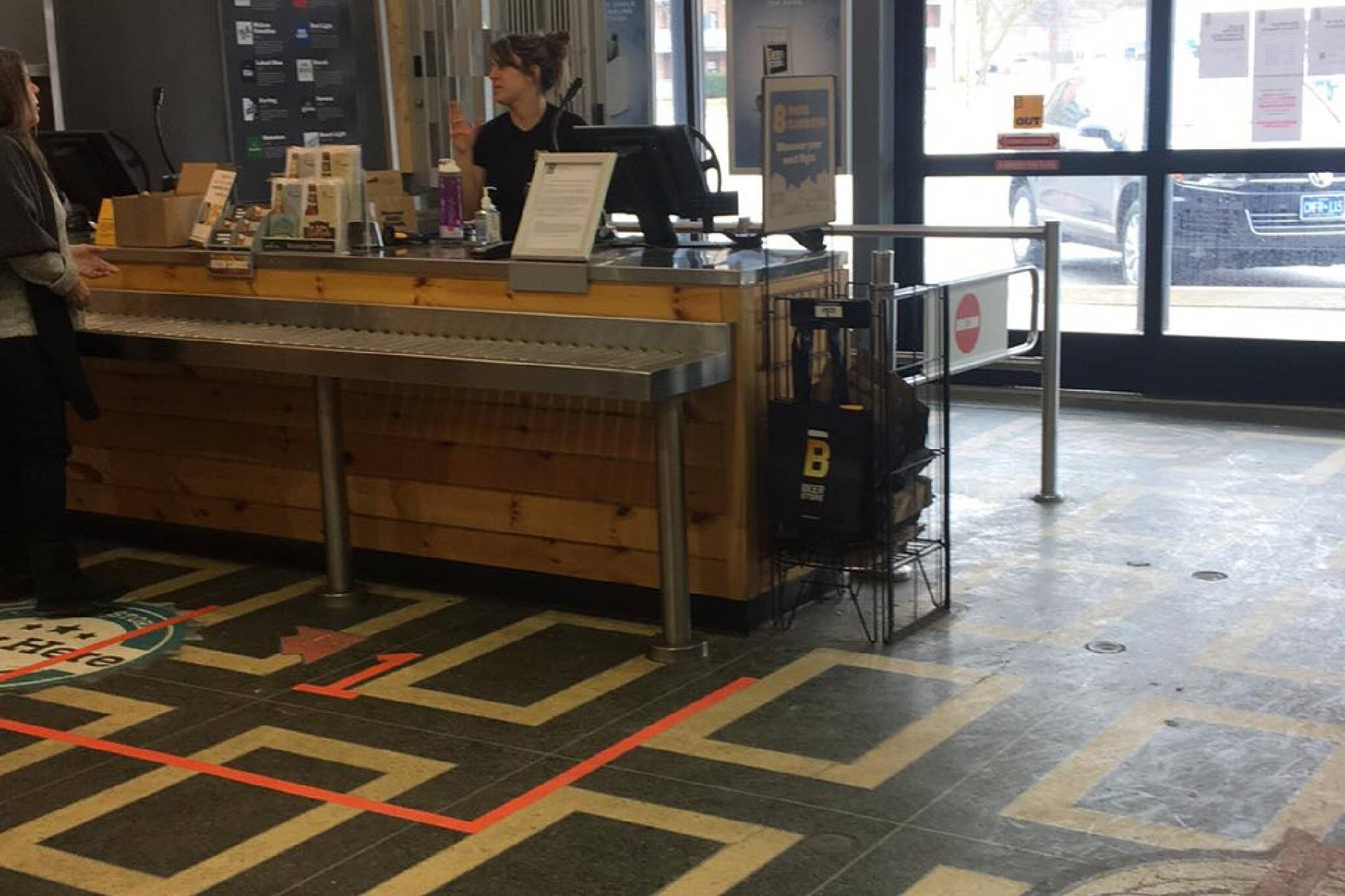This Beer Store Marks Numbers On Floor To Show Customers How To