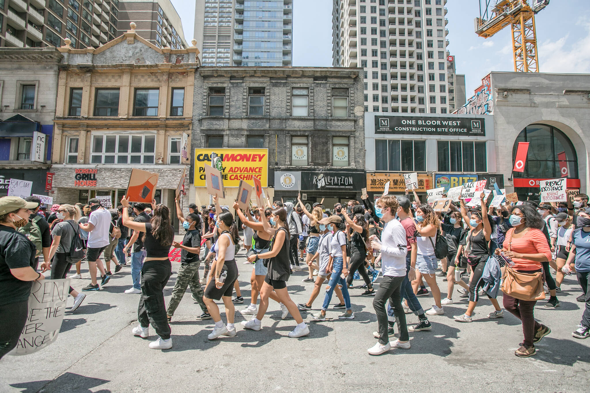 Toronto protest today might have been unsanctioned but thousands still