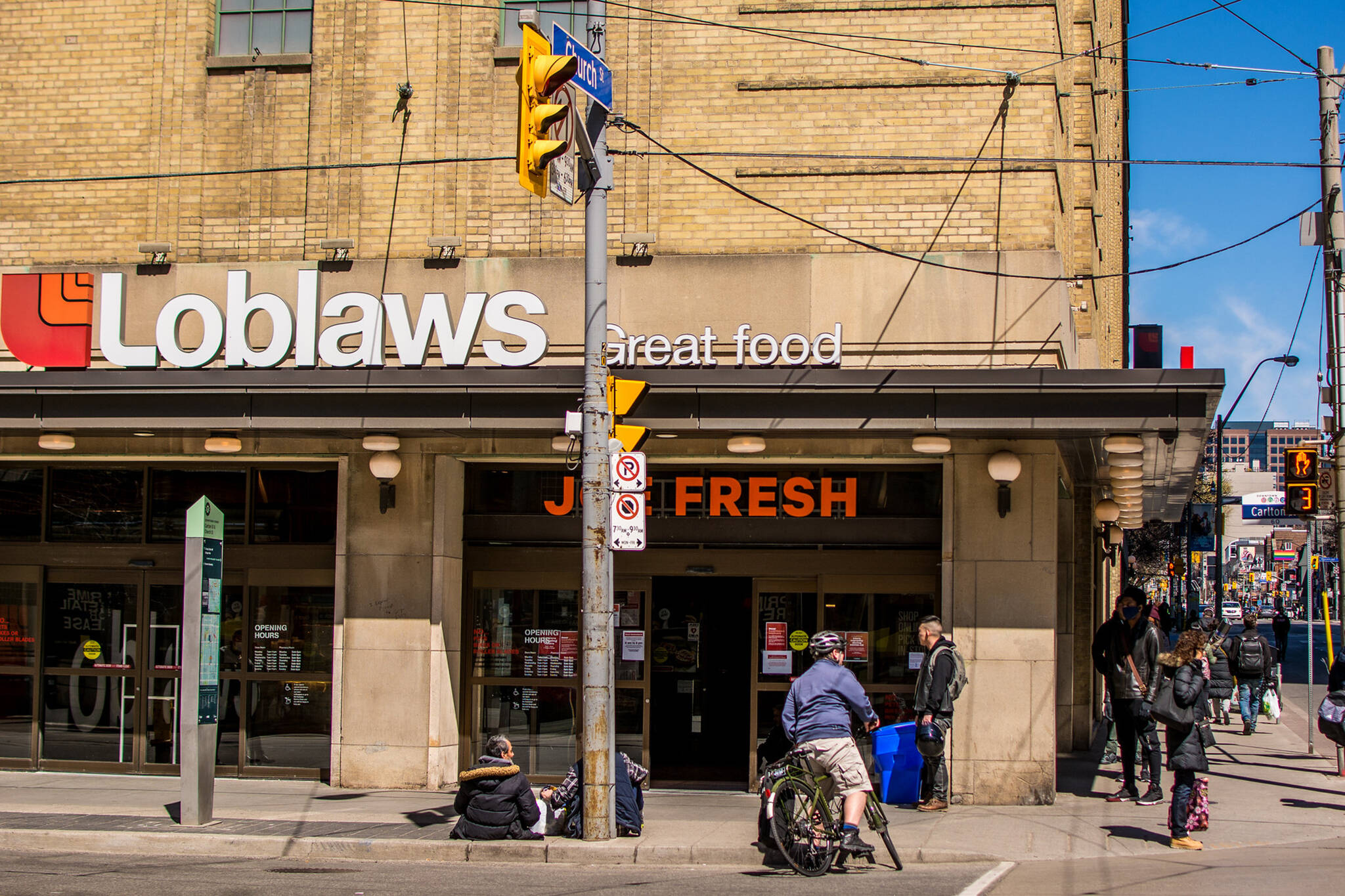 Employees at Maple Leaf Gardens Loblaws in Toronto test ...