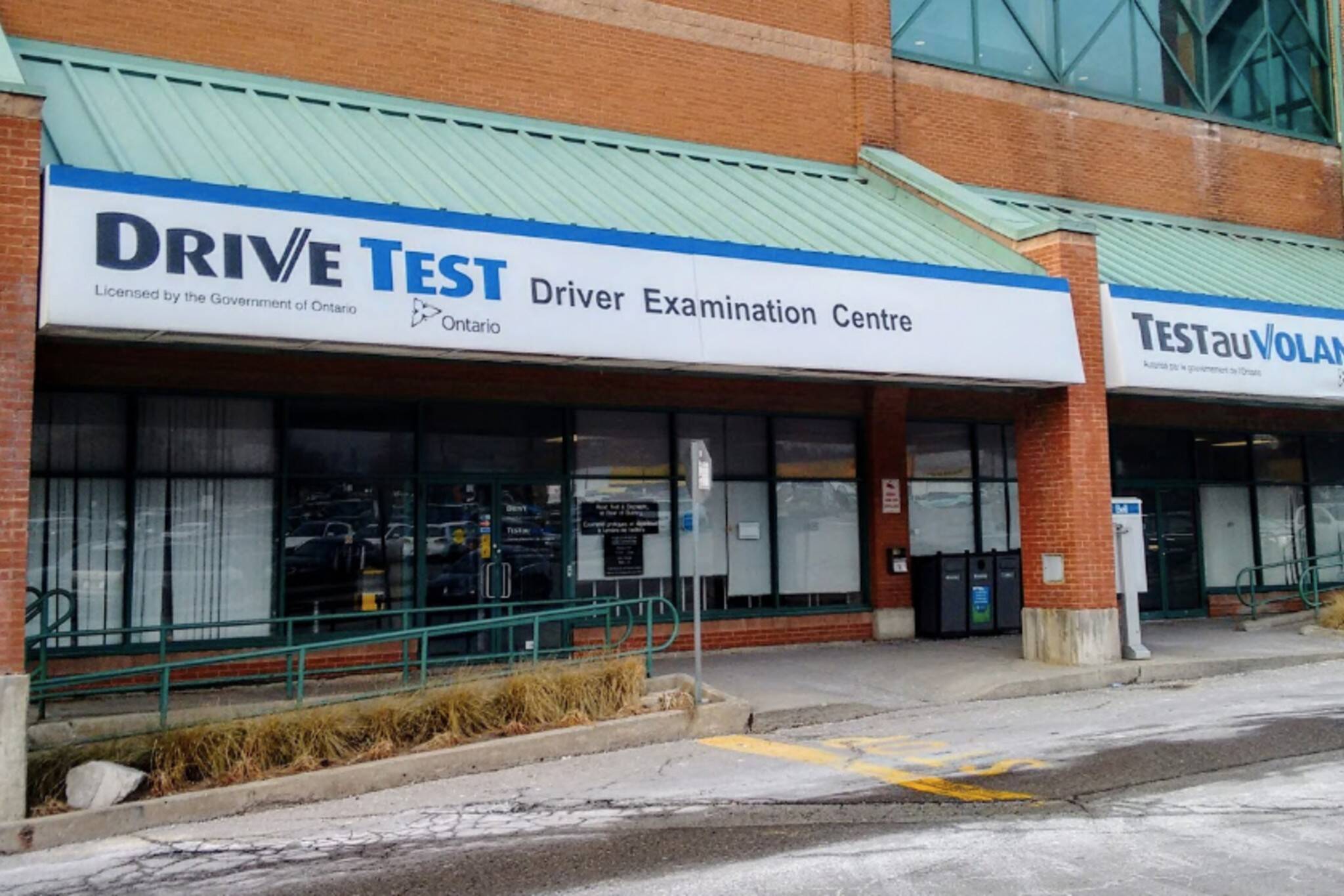 when are drivetest centres opening