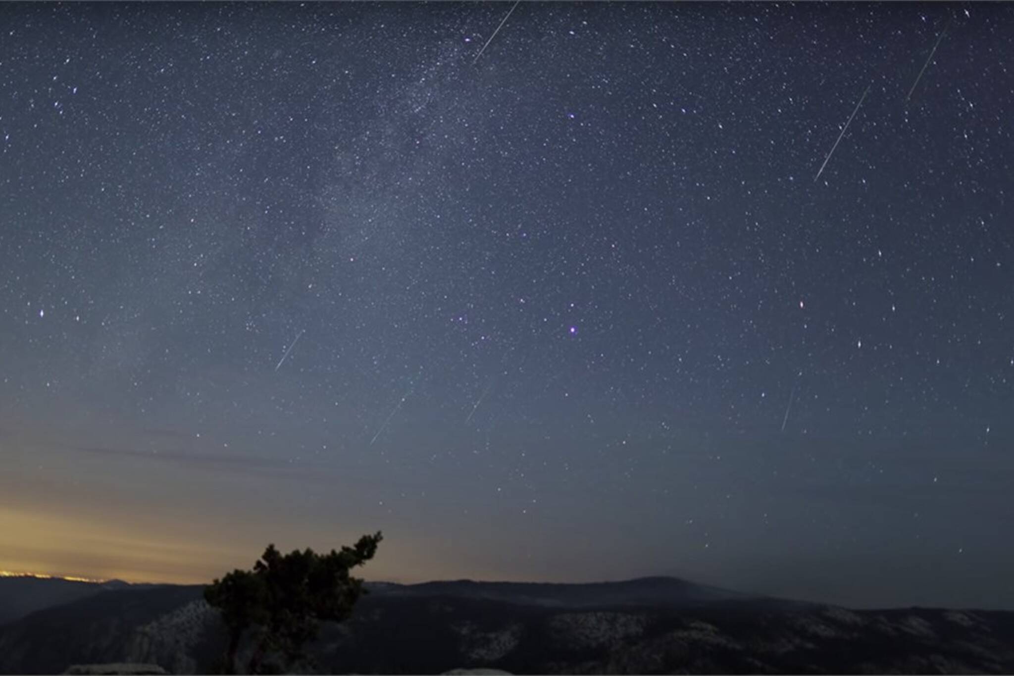 This is how to watch the Perseid meteor shower from Toronto during its