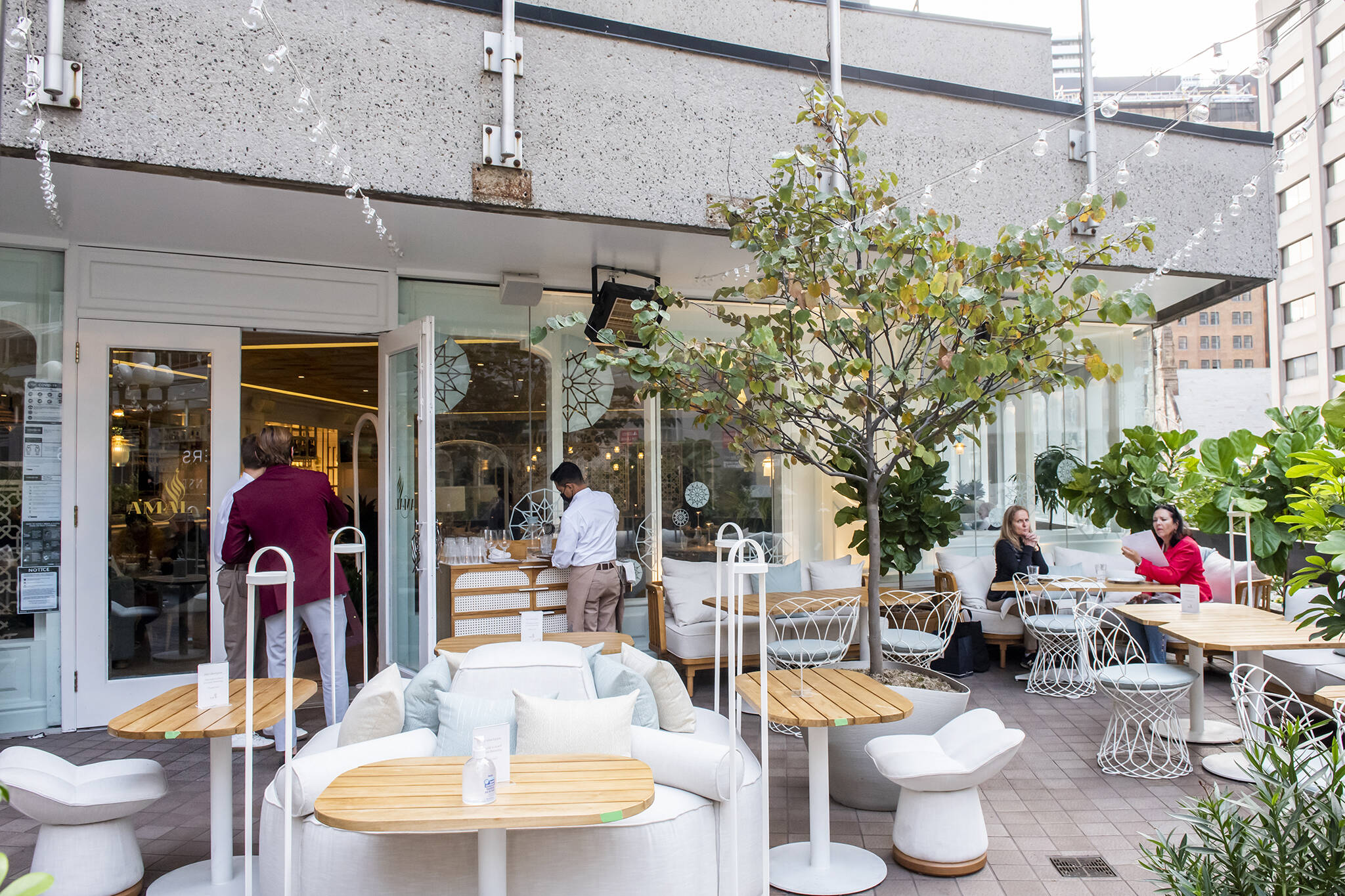 20 new restaurant patios for a date night in Toronto