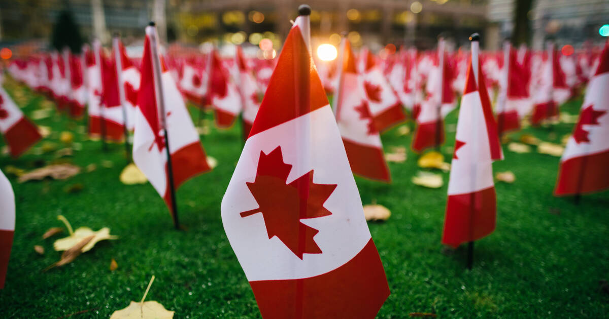 What's open and closed on Remembrance Day in Toronto for 2020