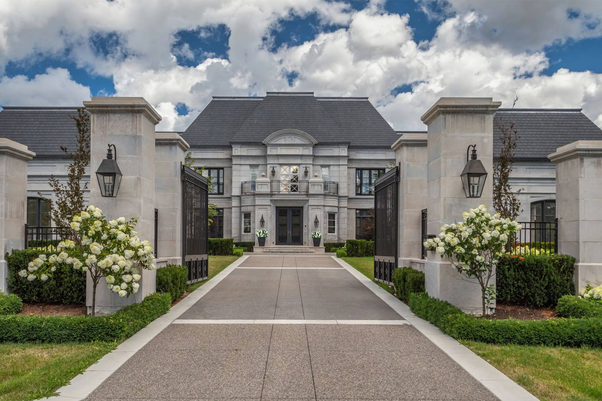 This is what a $20 million mansion looks like in Vaughan
