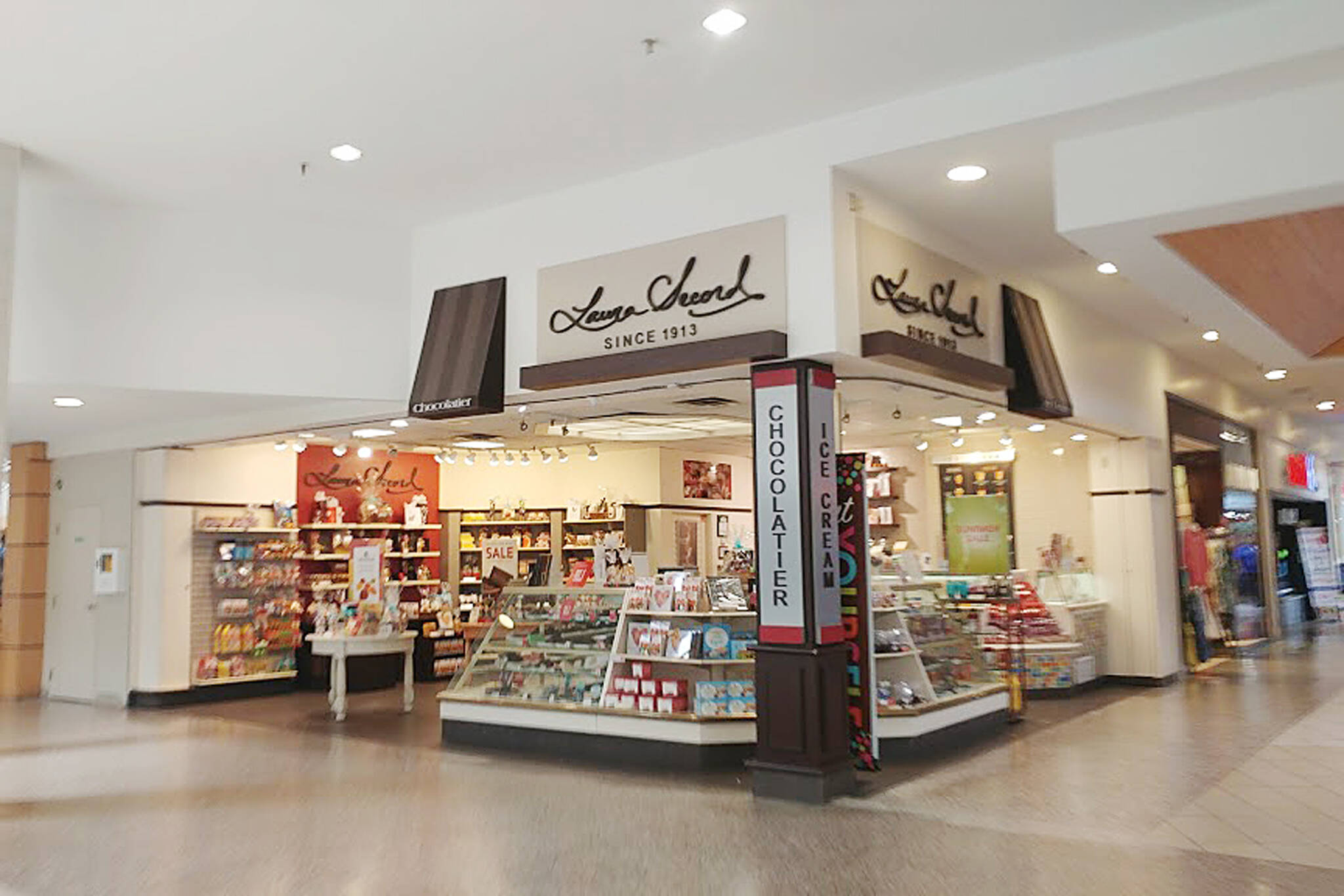 laura secord chocolates cloverdale mall