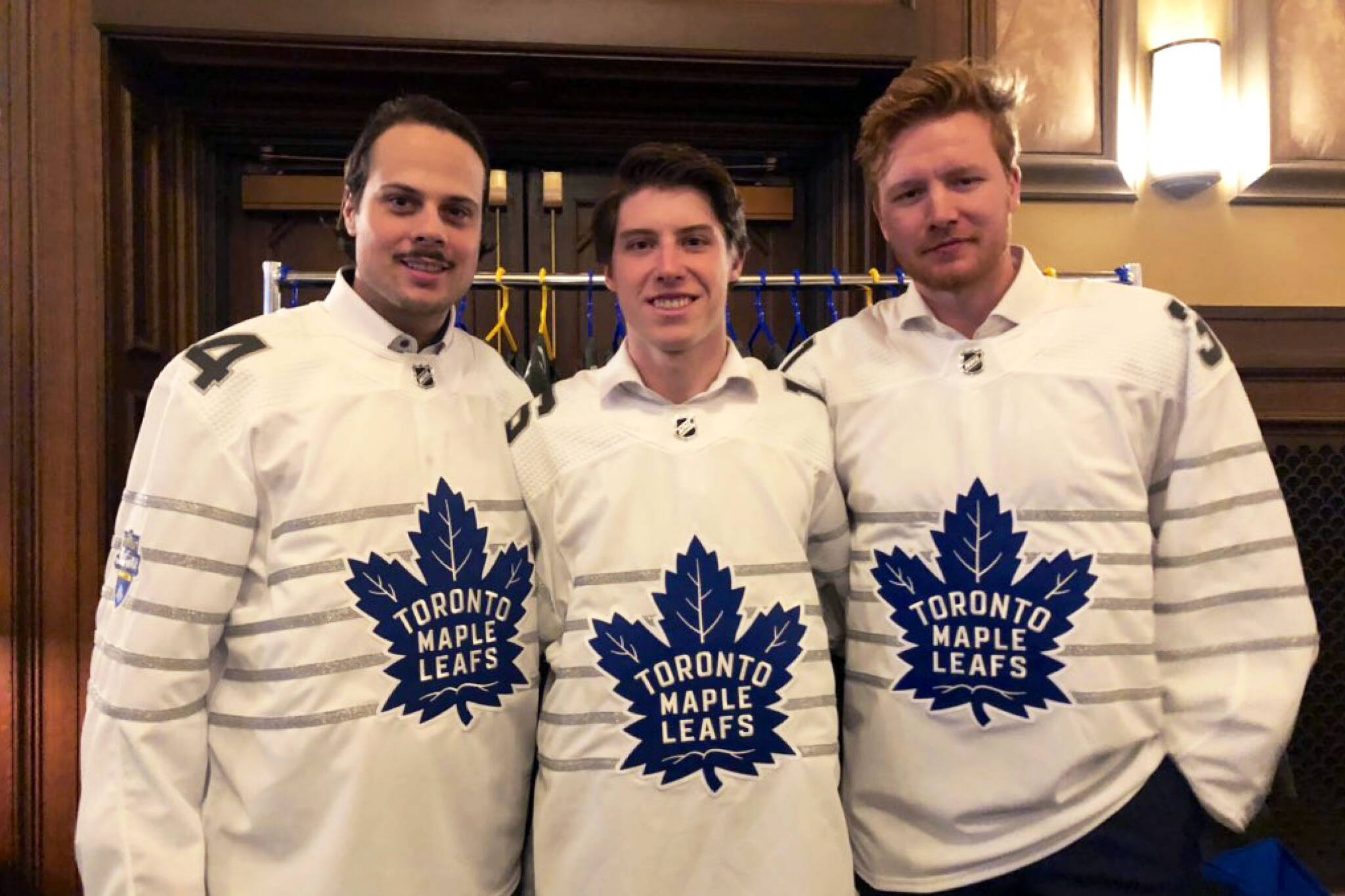 Toronto Maple Leafs: Twitter reacts to the Toronto Arenas Jersey