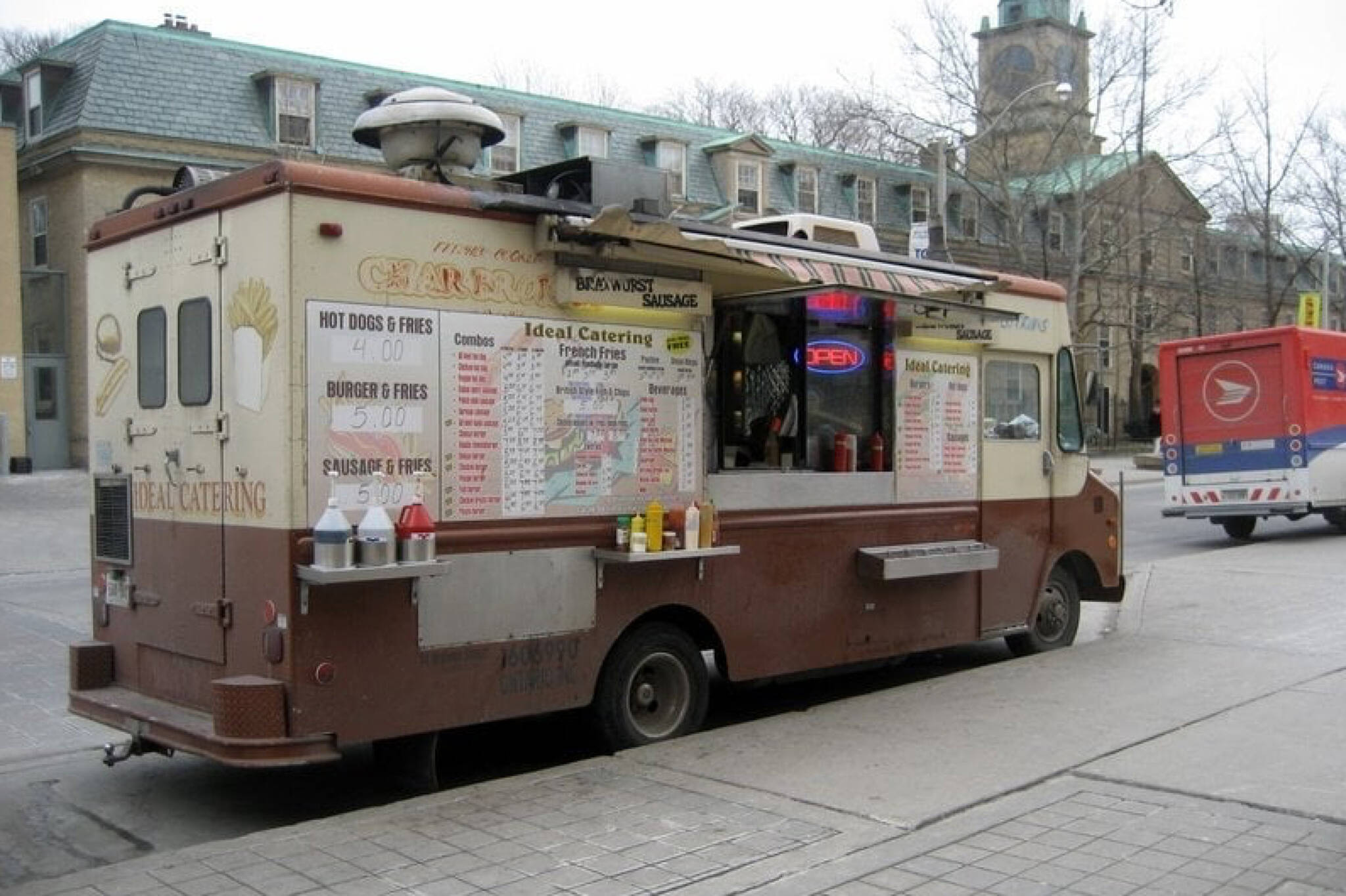 brown food truck