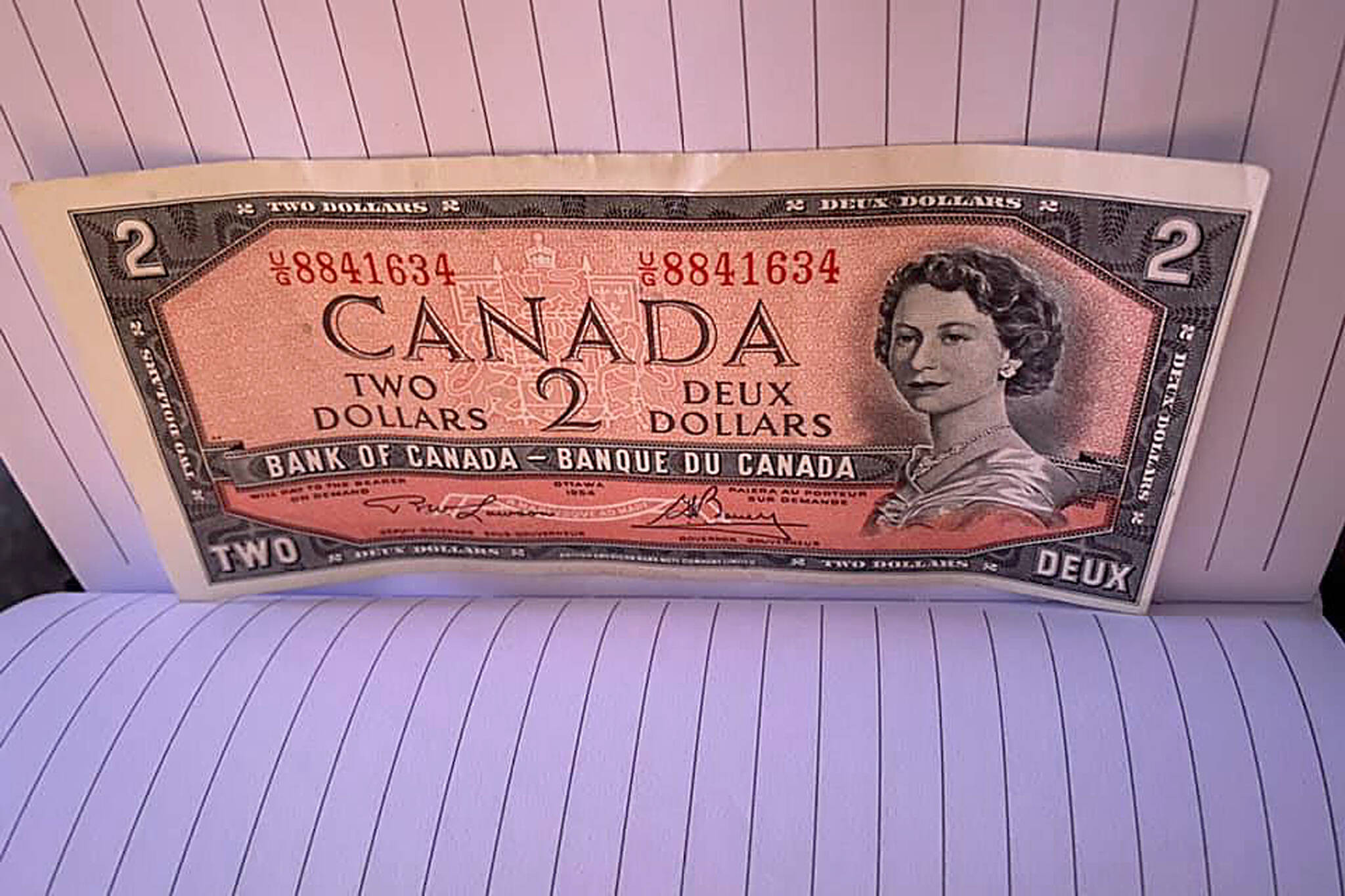 canadian two dollar bill