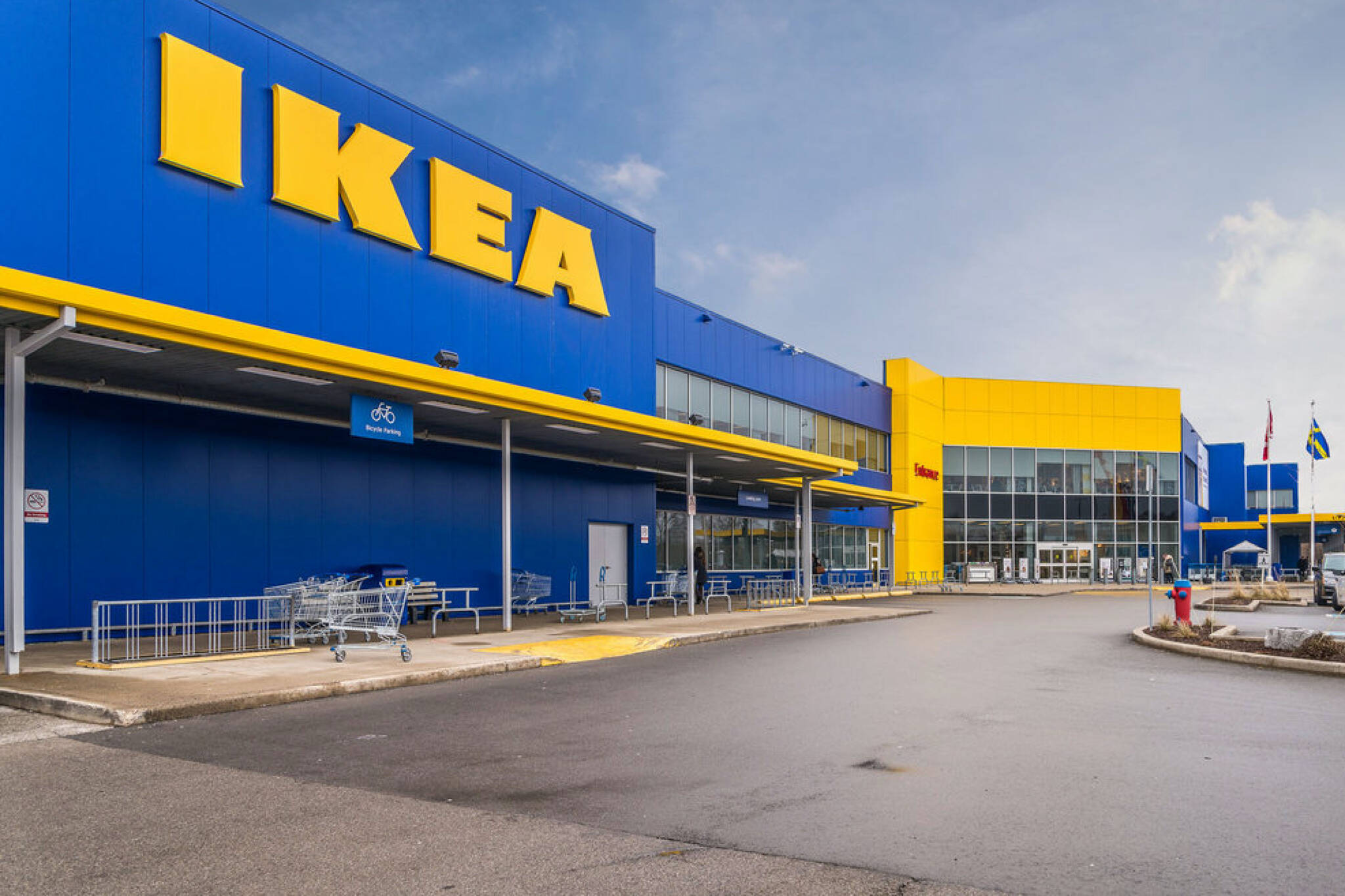 2020526 Ikea Open Toronto 3 ?w=2048&cmd=resize Then Crop&height=1365&quality=70