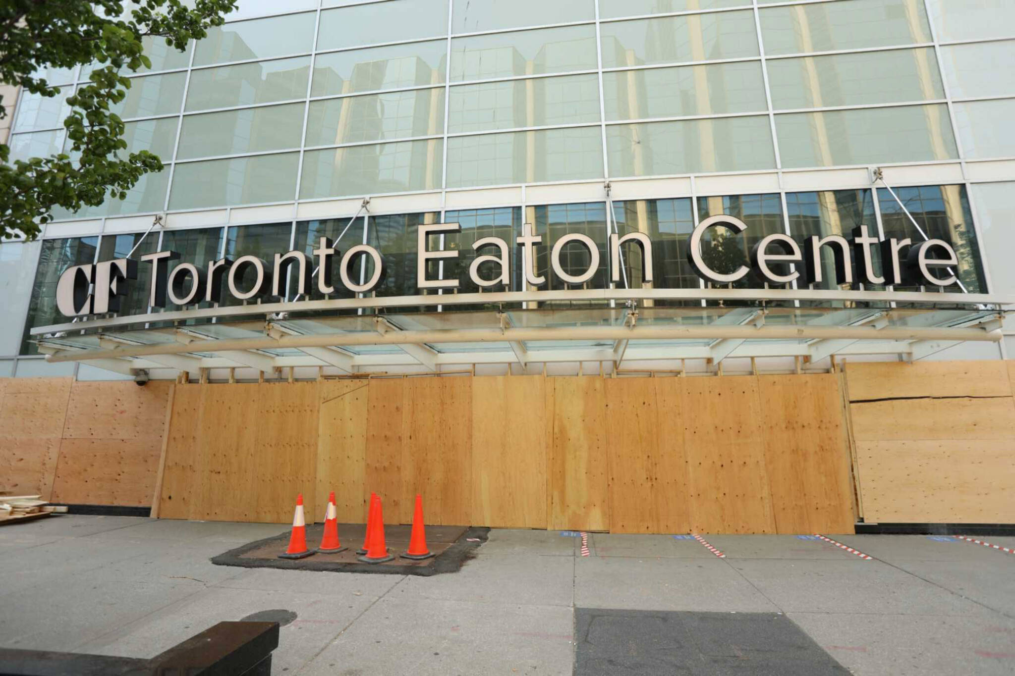 eaton centre boarded up