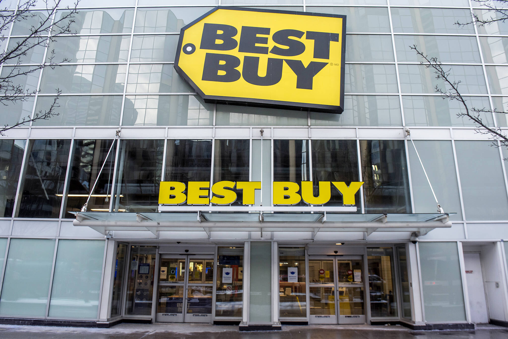 Best Buy store in Toronto permanently closes