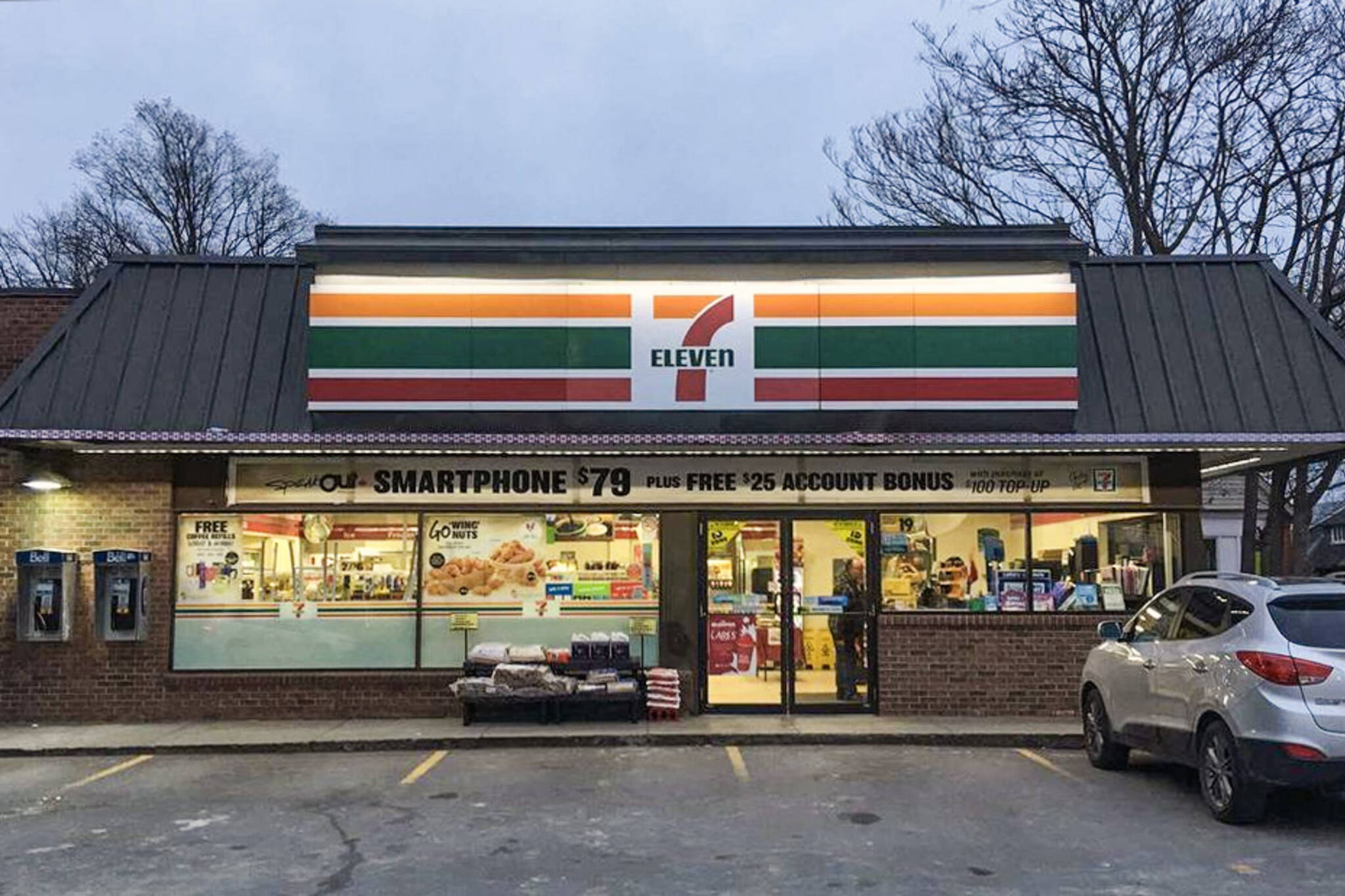 7Eleven just applied to serve alcohol inside 61 stores across Ontario