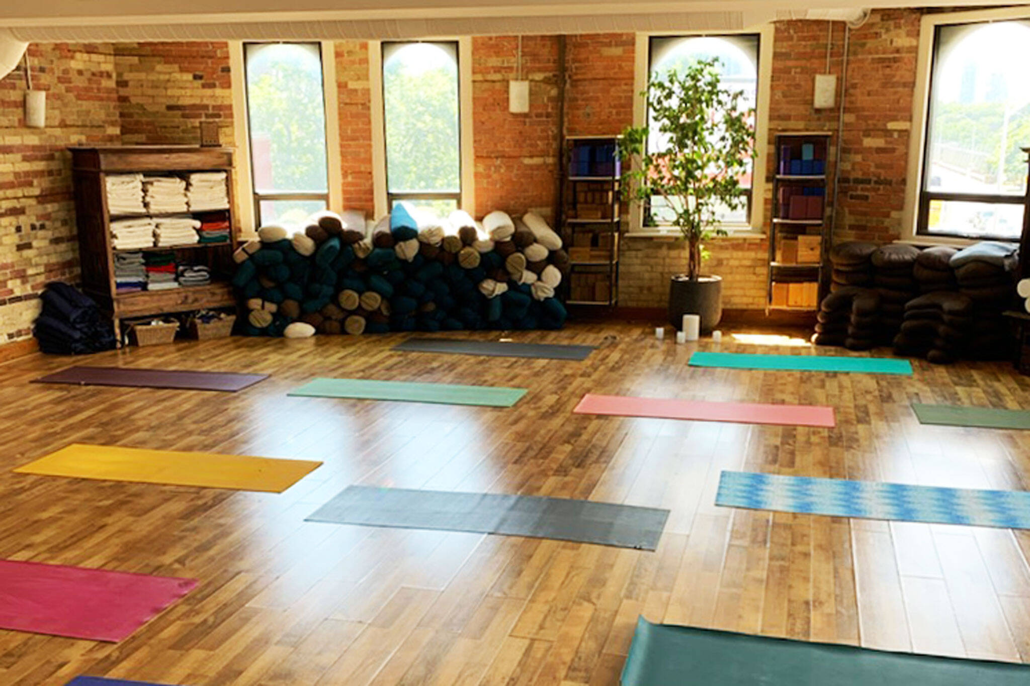 Creating Your Own Yoga Sanctuary - On Cityline – Sabrina Smelko Loves You -  Meditation room, Yoga sanctuary, Decor