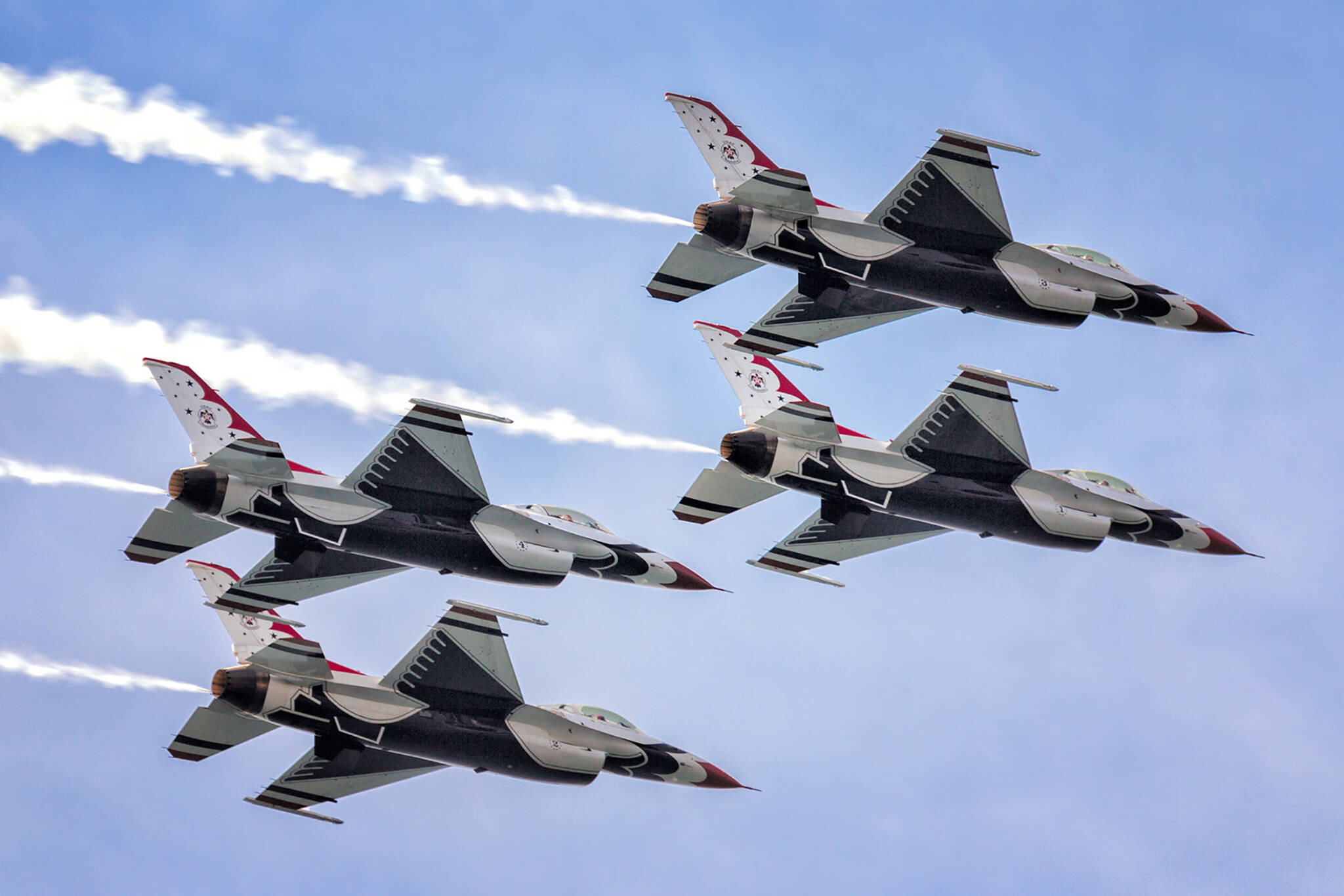 Fighter jets are flying over Toronto today and it's really freaking loud