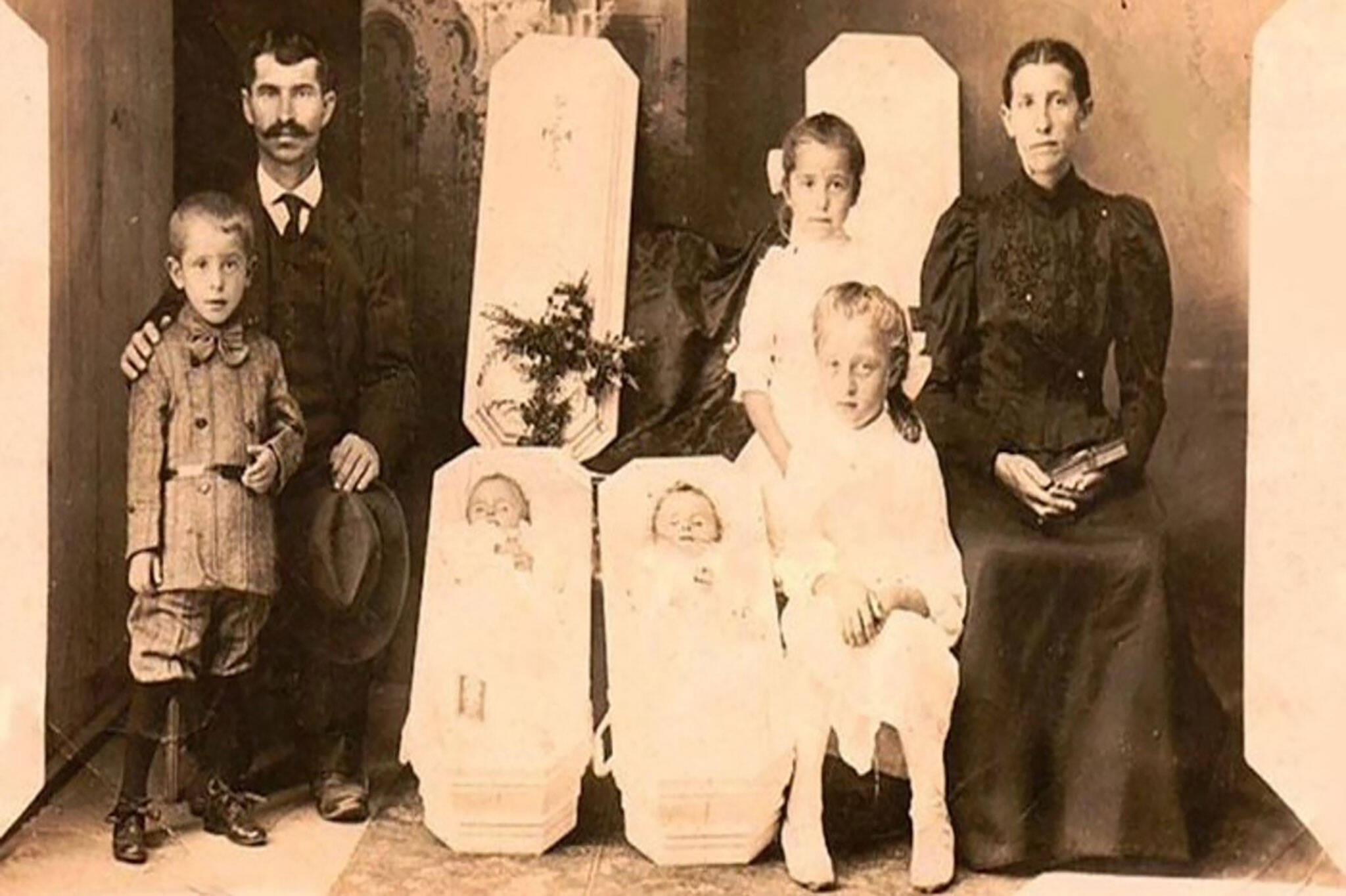 фото умерших детей старинные