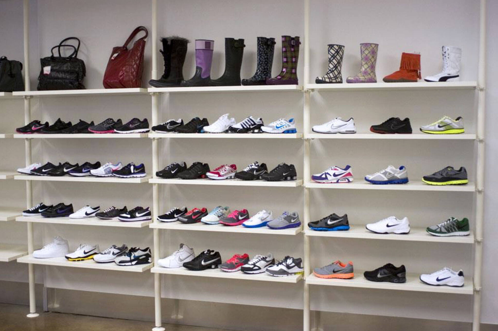 Store known for its affordable sneakers permanently shuts down Toronto  location
