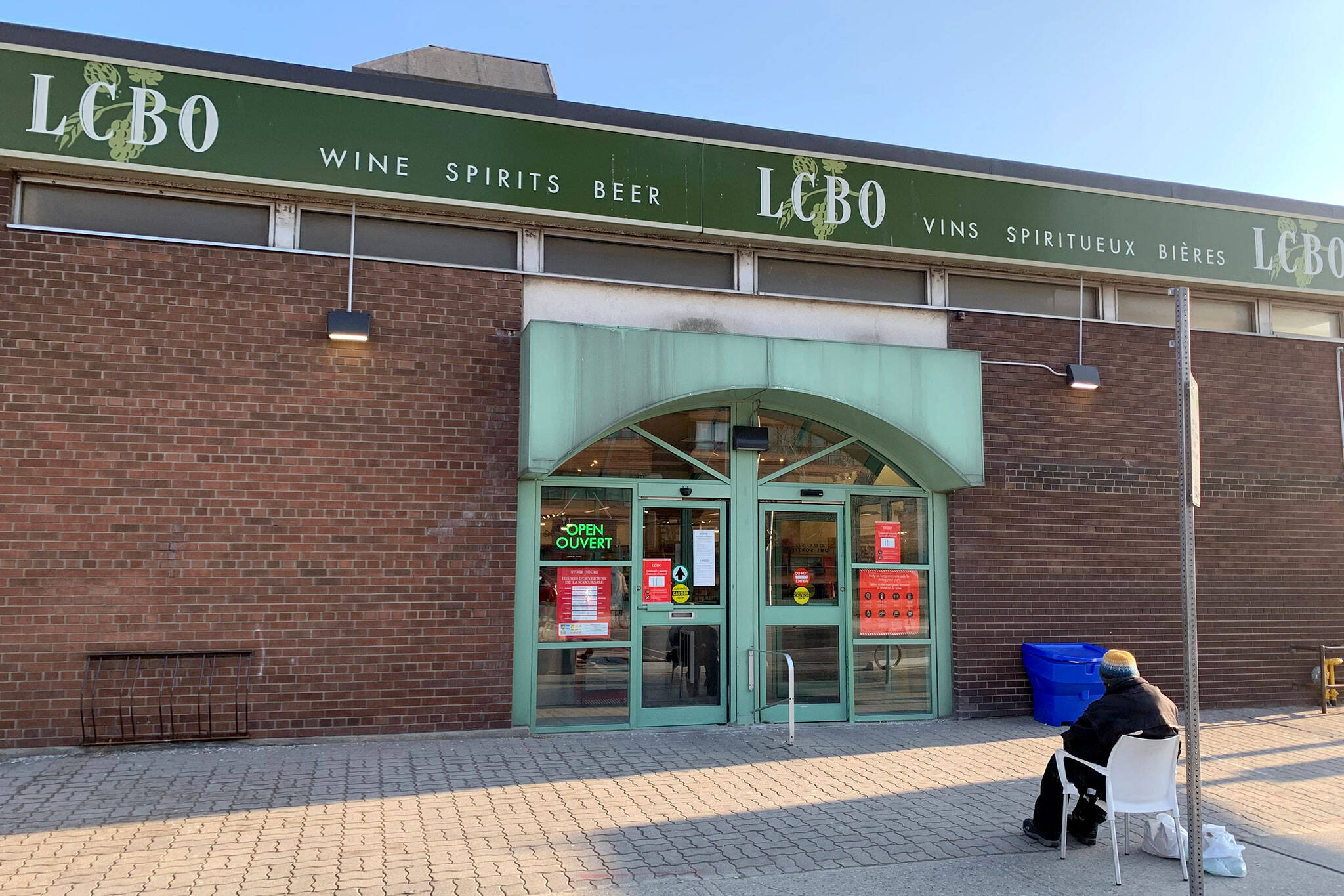 lcbo hours victoria day