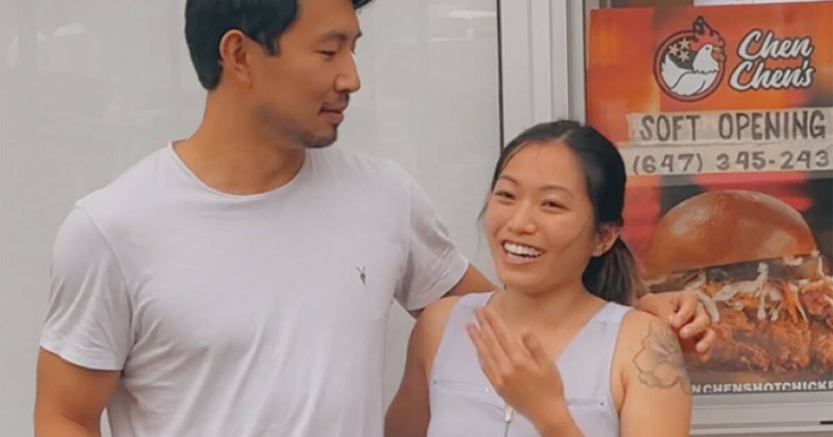 Toronto restaurant can't contain excitement after Simu Liu orders sandwich