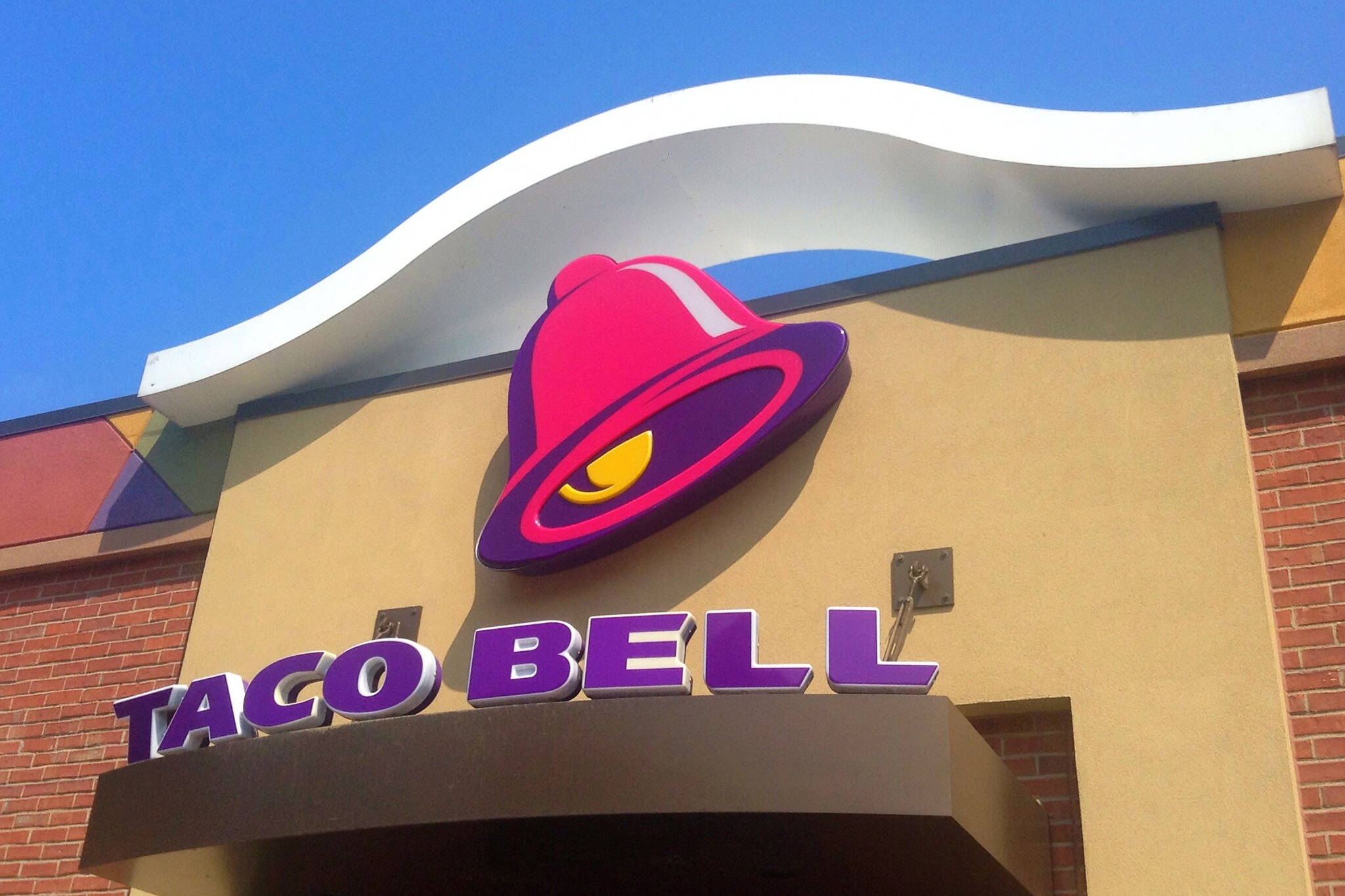 Taco Bell 911.