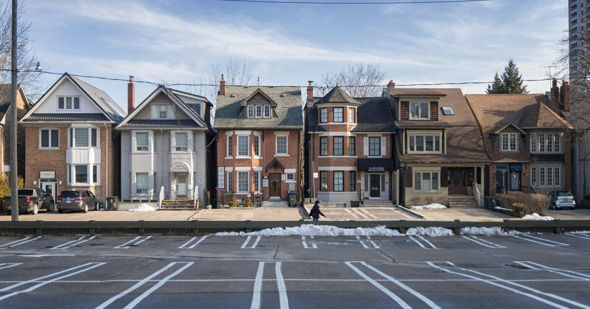 The average Toronto home price increased by more than $1 ...