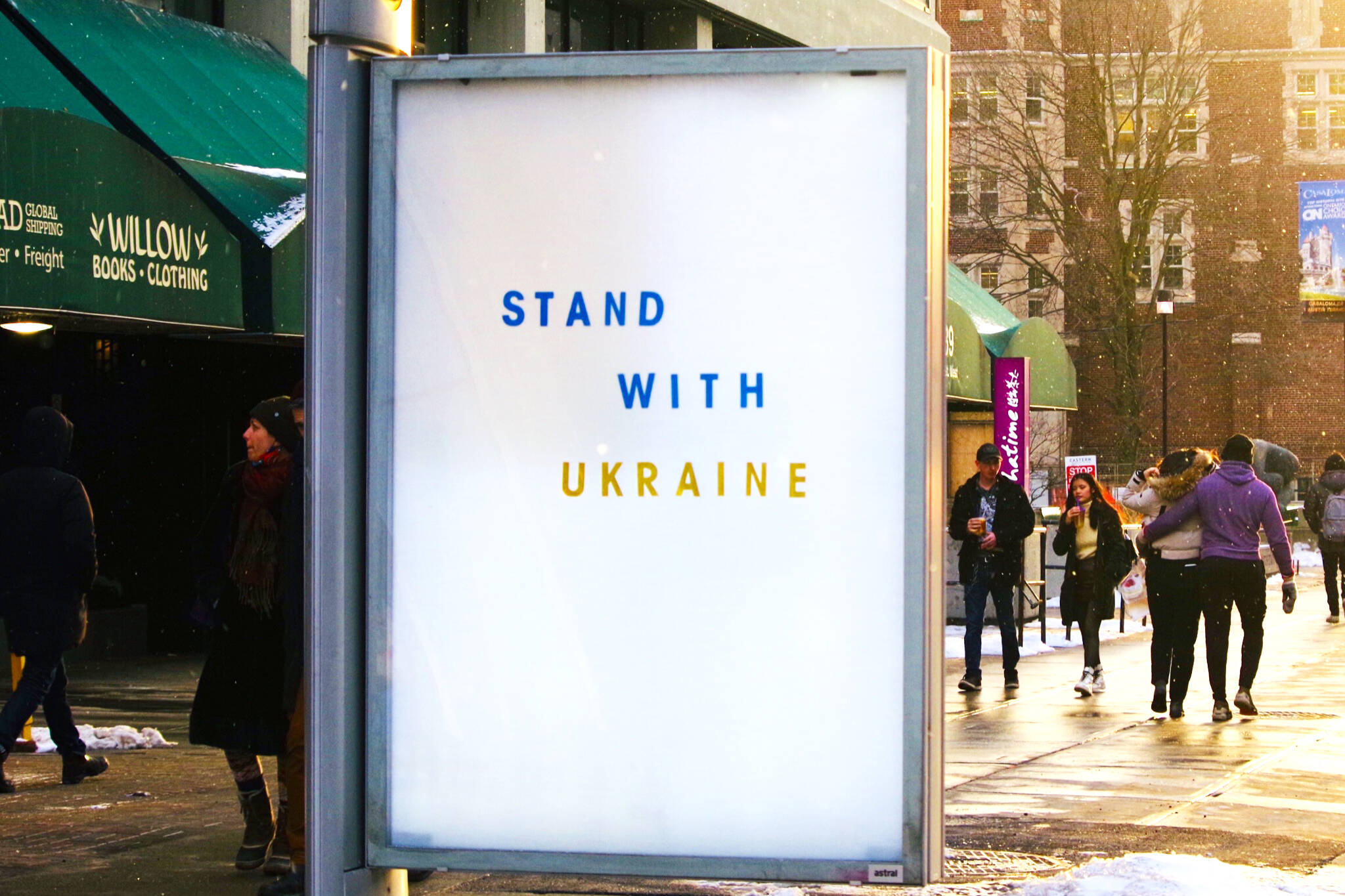 support ukraine canada