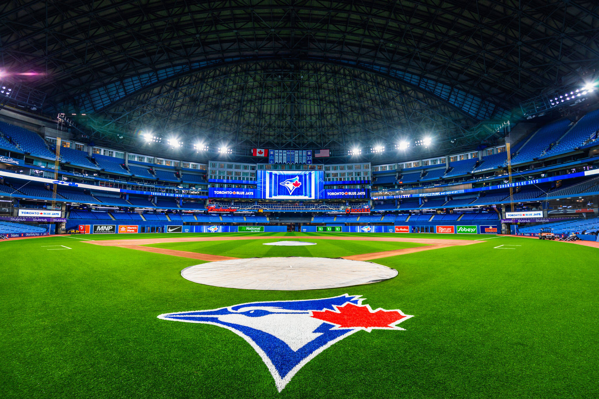 Rogers Center - SkyDome - Ballpark of the Toronto Blue Jays