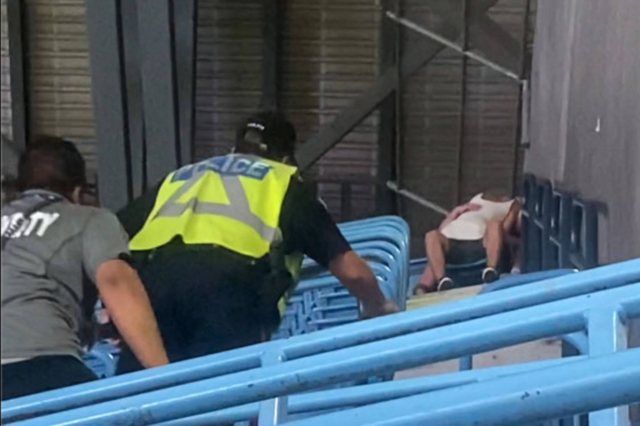 Baseball fans kicked out of stadium for allegedly having sex